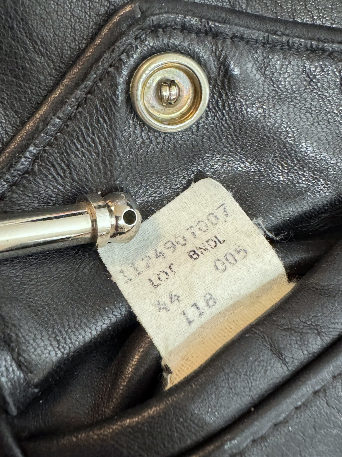 VINTAGE SCHOTT N.Y.C 118 PERFECTO JACKET  SZ: 44