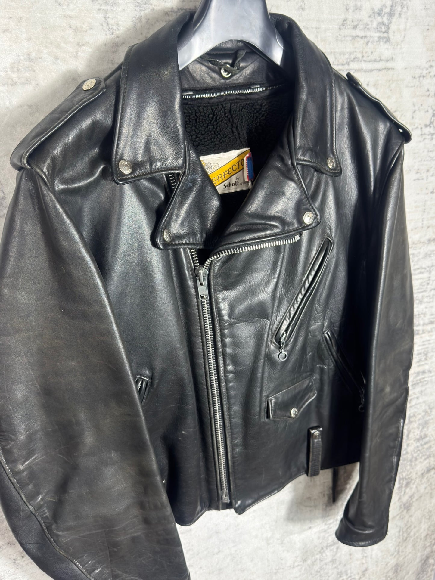 VINTAGE 90s SCHOTT N.Y.C 125 PERFECTO LINED JACKET  SZ: 44