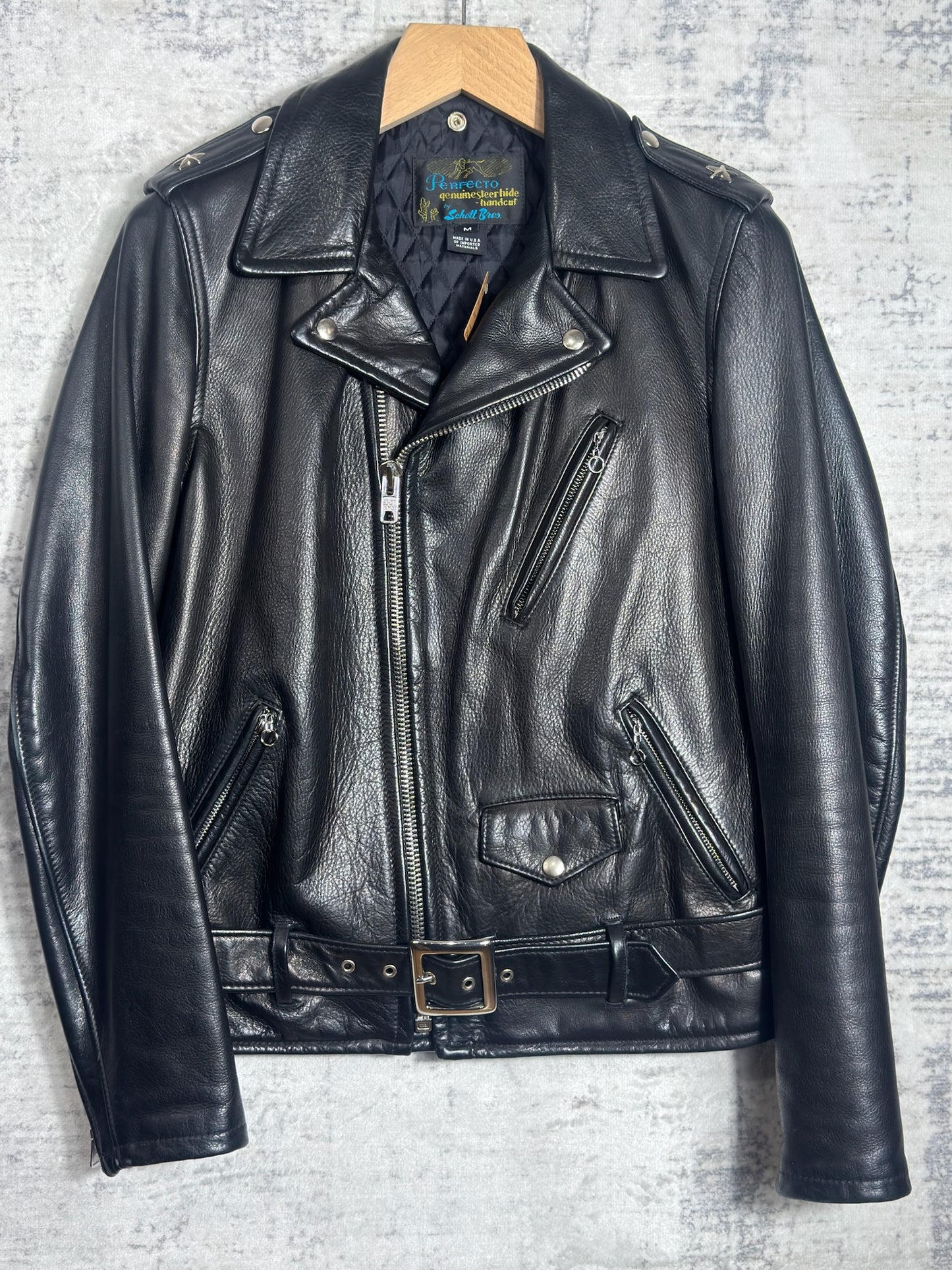SCHOTT N.Y.C 519 "GENUINE STEERHIDE-HANDCUT" PERFECTO JACKET SZ: M