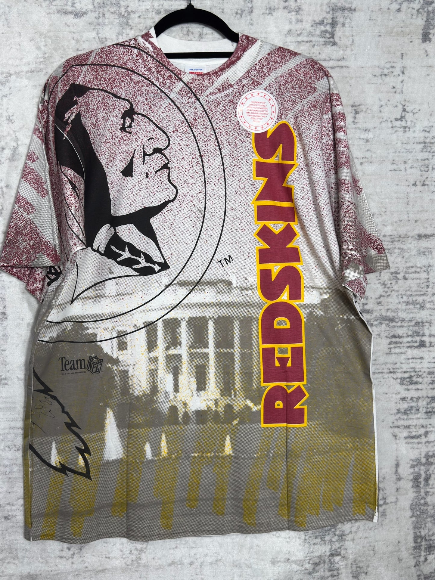 "DS" VINTAGE 1993 WASHINGTON REDSKINS "ALL OVER PRINT" T-SHIRT SZ: XL