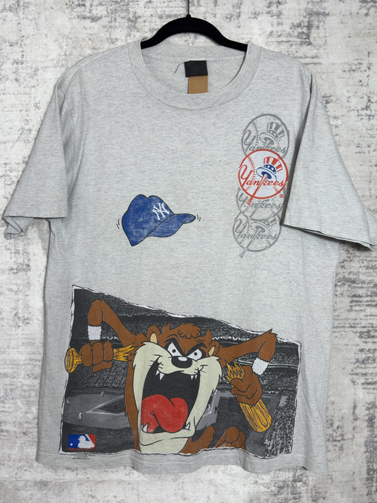VINTAGE 1991 NEW YORK YANKEES "TAZ" T-SHIRT SZ: XL