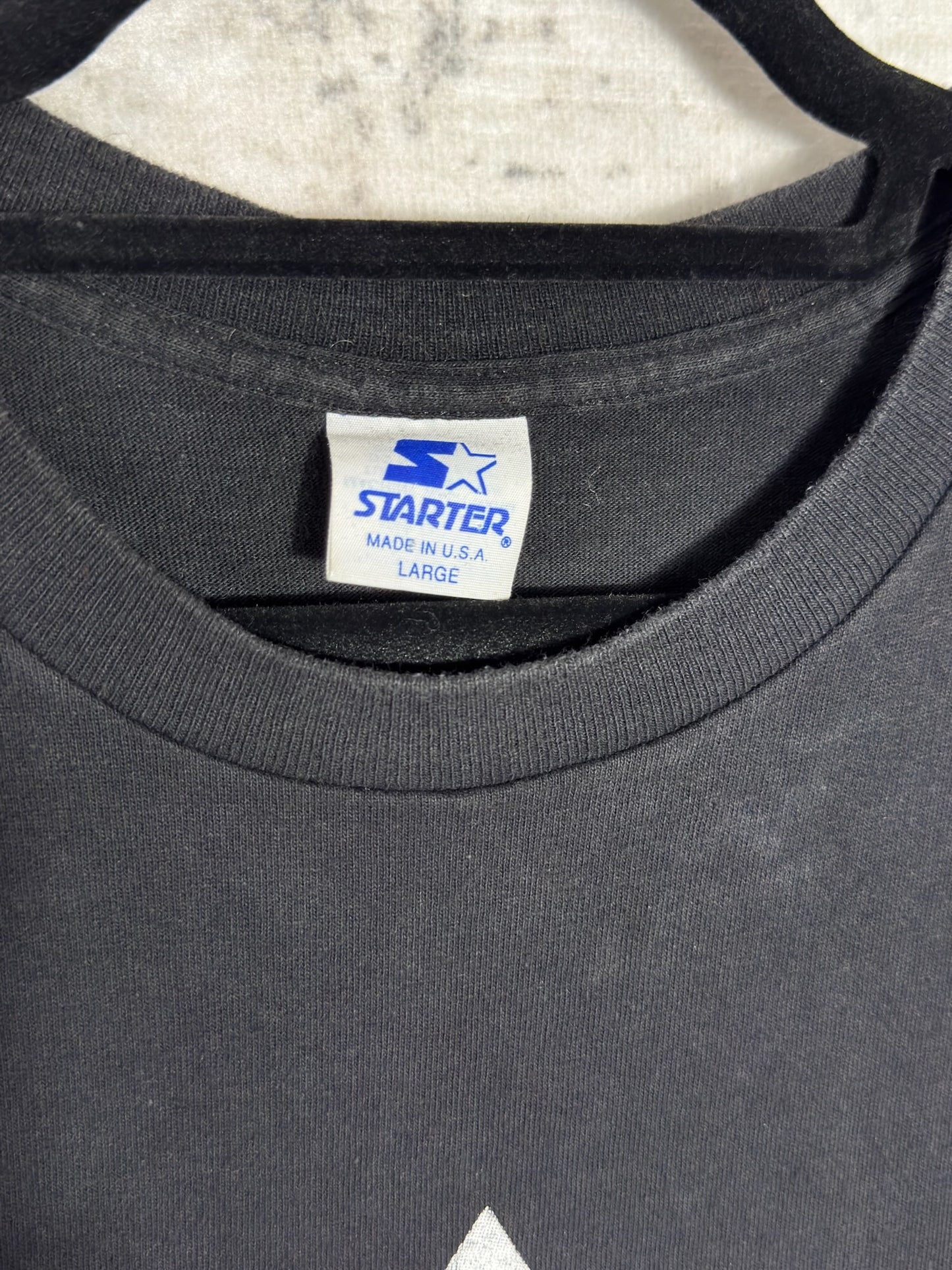 VINTAGE 90s CHICAGO BULLS "UNDER THE SPOTLIGHT" STARTER T-SHIRT SZ: L