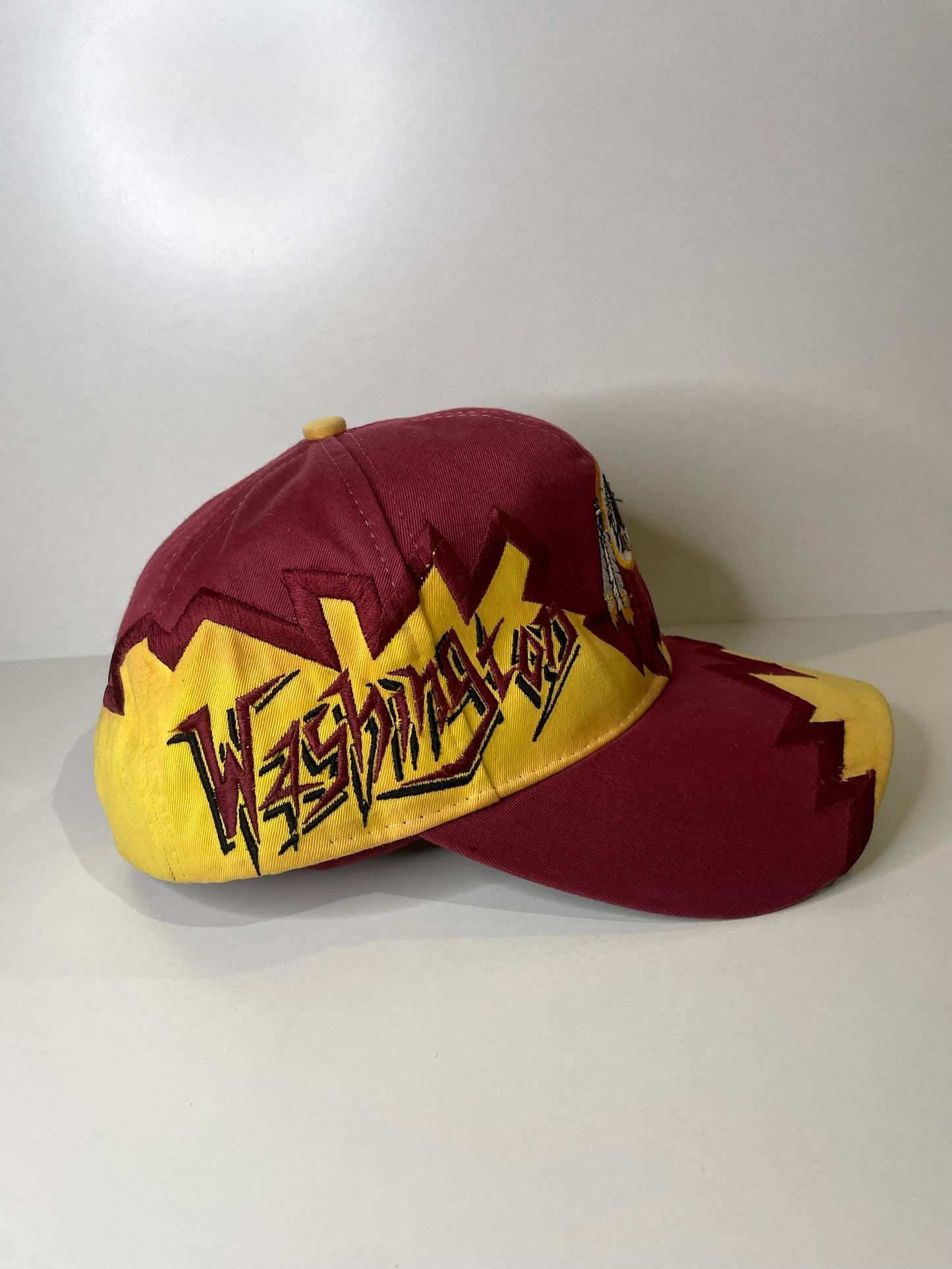 VINTAGE 90s WASHINGTON REDSKINS DREW PEARSON JAGGED GRAFFITI SNAPBACK CAP HAT