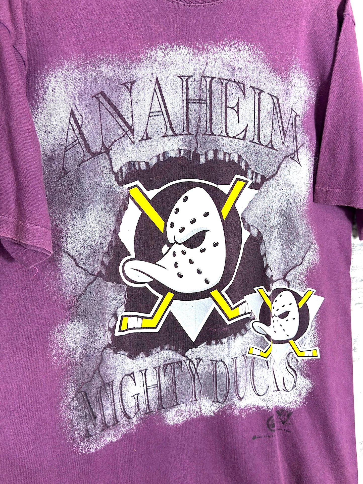 VINTAGE 1994 ANAHEIM MIGHTY DUCKS T-SHIRT SZ: M