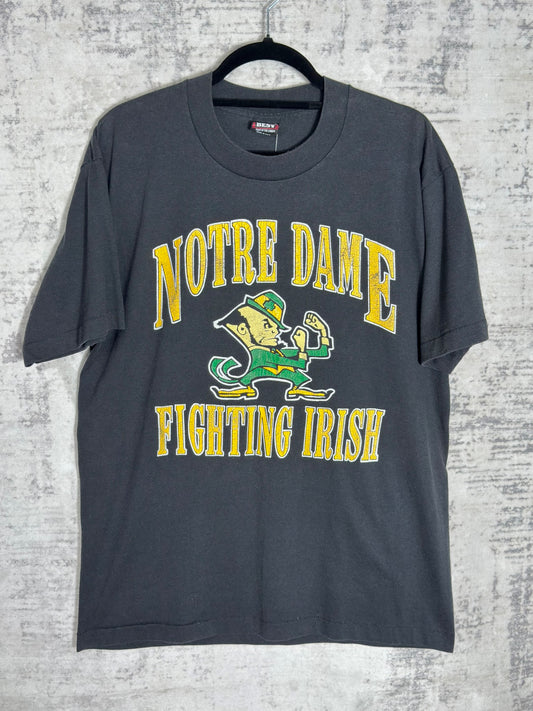 VINTAGE 1993 NOTRE DAME FIGHTING IRISH T-SHIRT SZ: L