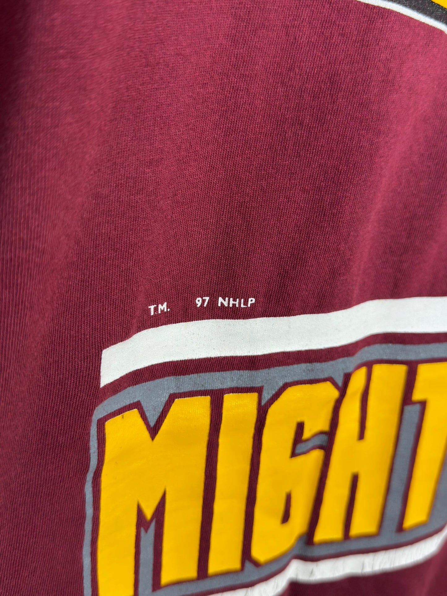 VINTAGE 1997 ANAHEIM MIGHTY DUCKS T-SHIRT SZ: ONE SIZE