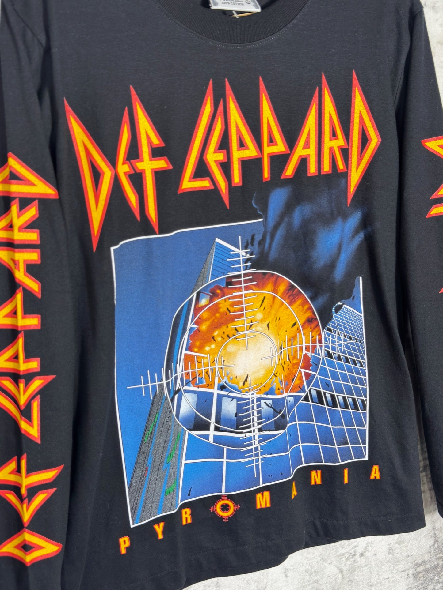 DEF LEPPARD "PYROMANIA" LONGSLEEVES T-SHIRT SZ: S
