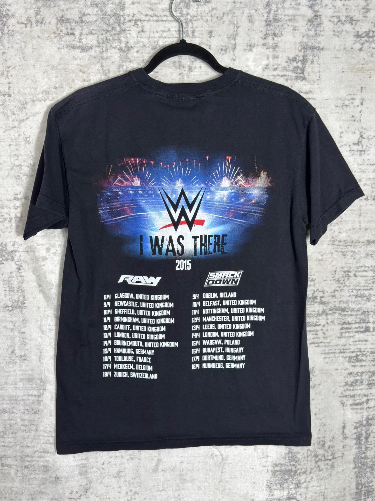 WWE SUPERSTARS "I WAS THERE 2025 RAW SMACK DOWN" T-SHIRT SZ: M