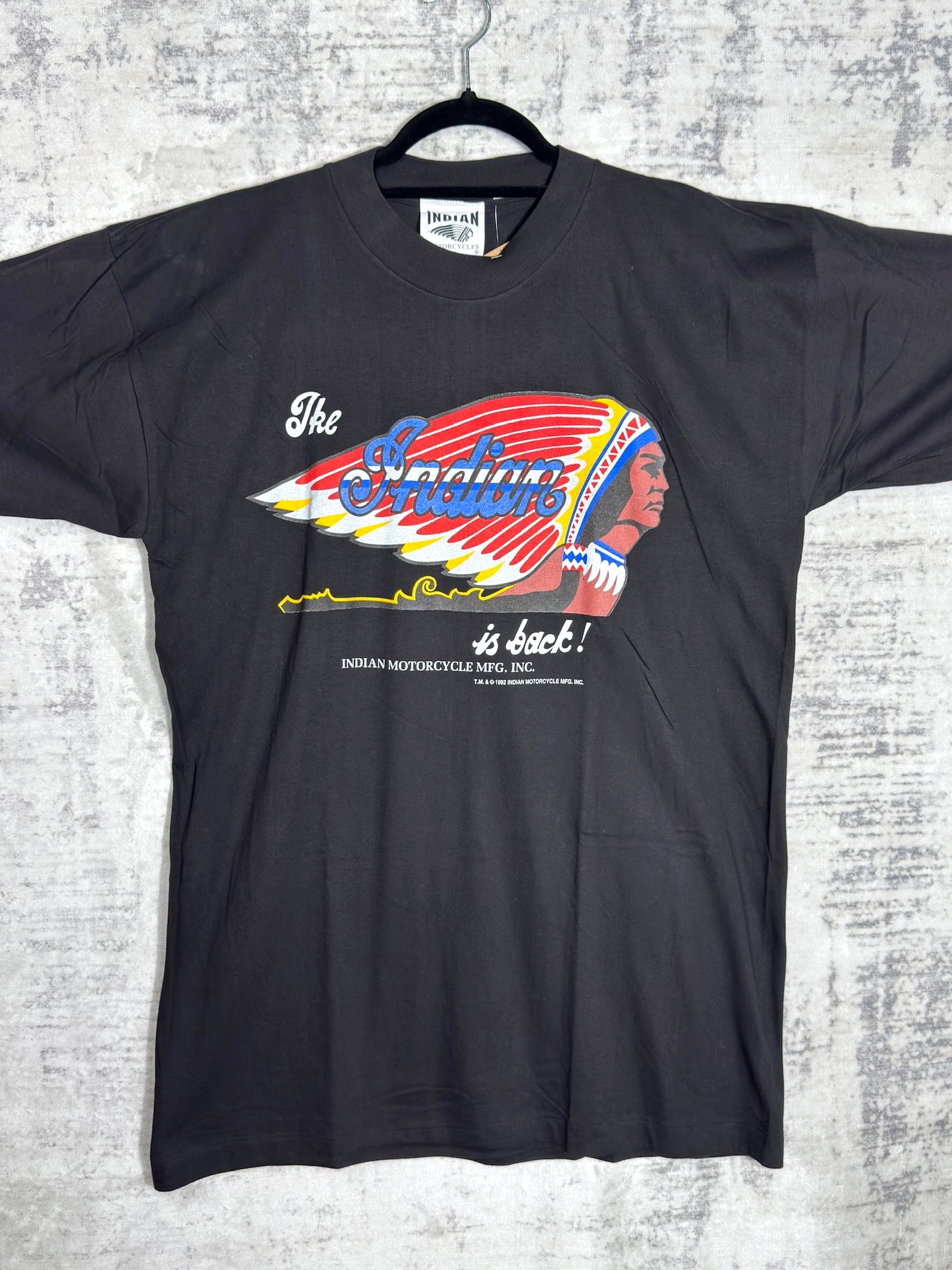 "NWOT" VINTAGE 1992 INDIAN MOTOCYCLE "THE INDIAN IS BACK" T-SHIRT SZ: XL