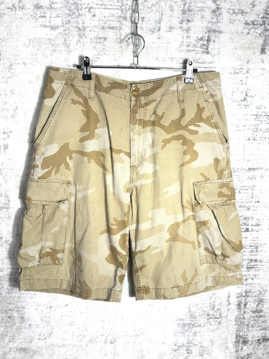 Y2K CARHARTT CAMO CARGO BERMUDA SHORTS  SZ: 32