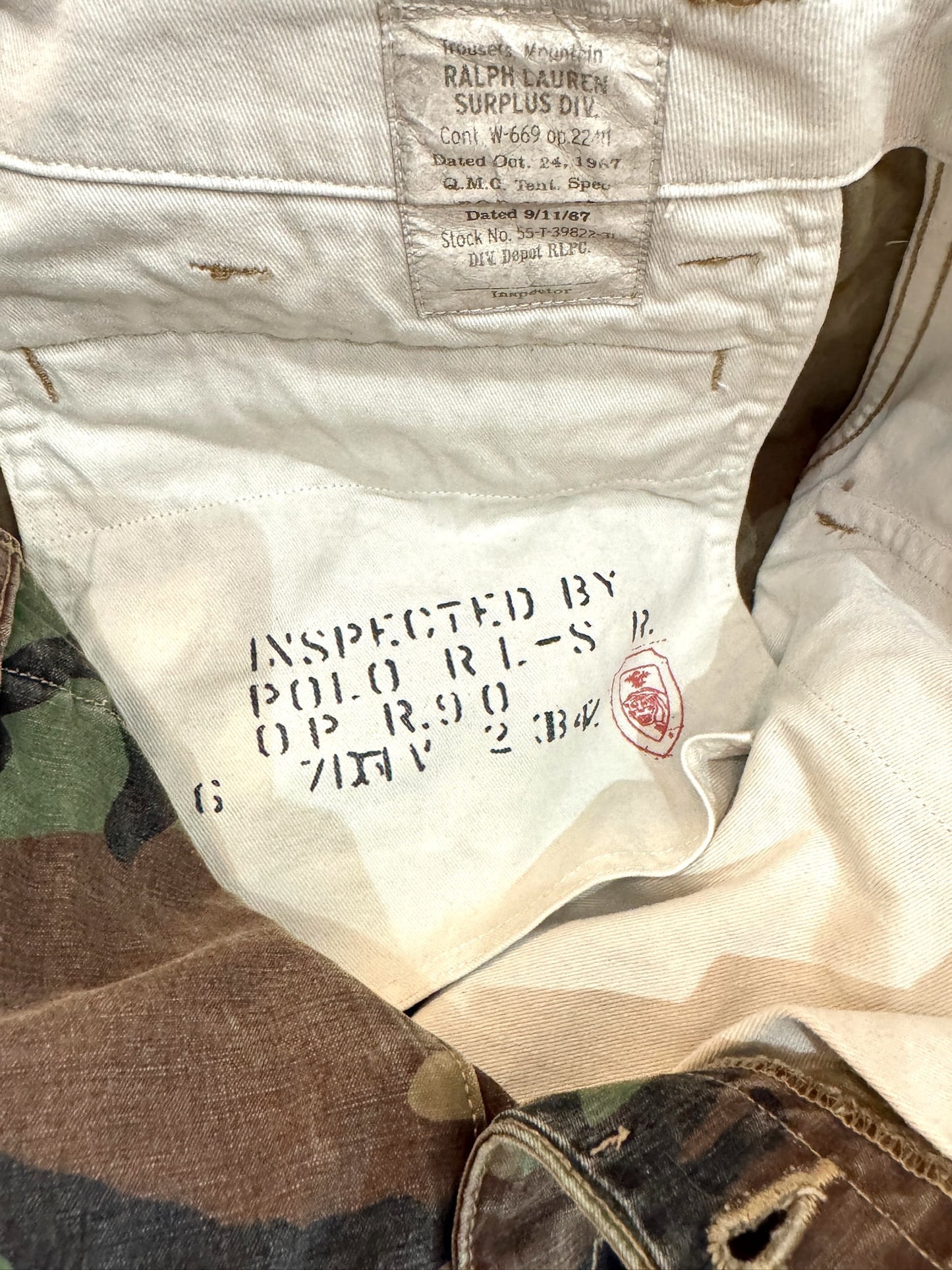 POLO RALPH LAUREN "TROUSERS MOUNTAIN" CARGO SHORTS  SZ: 31