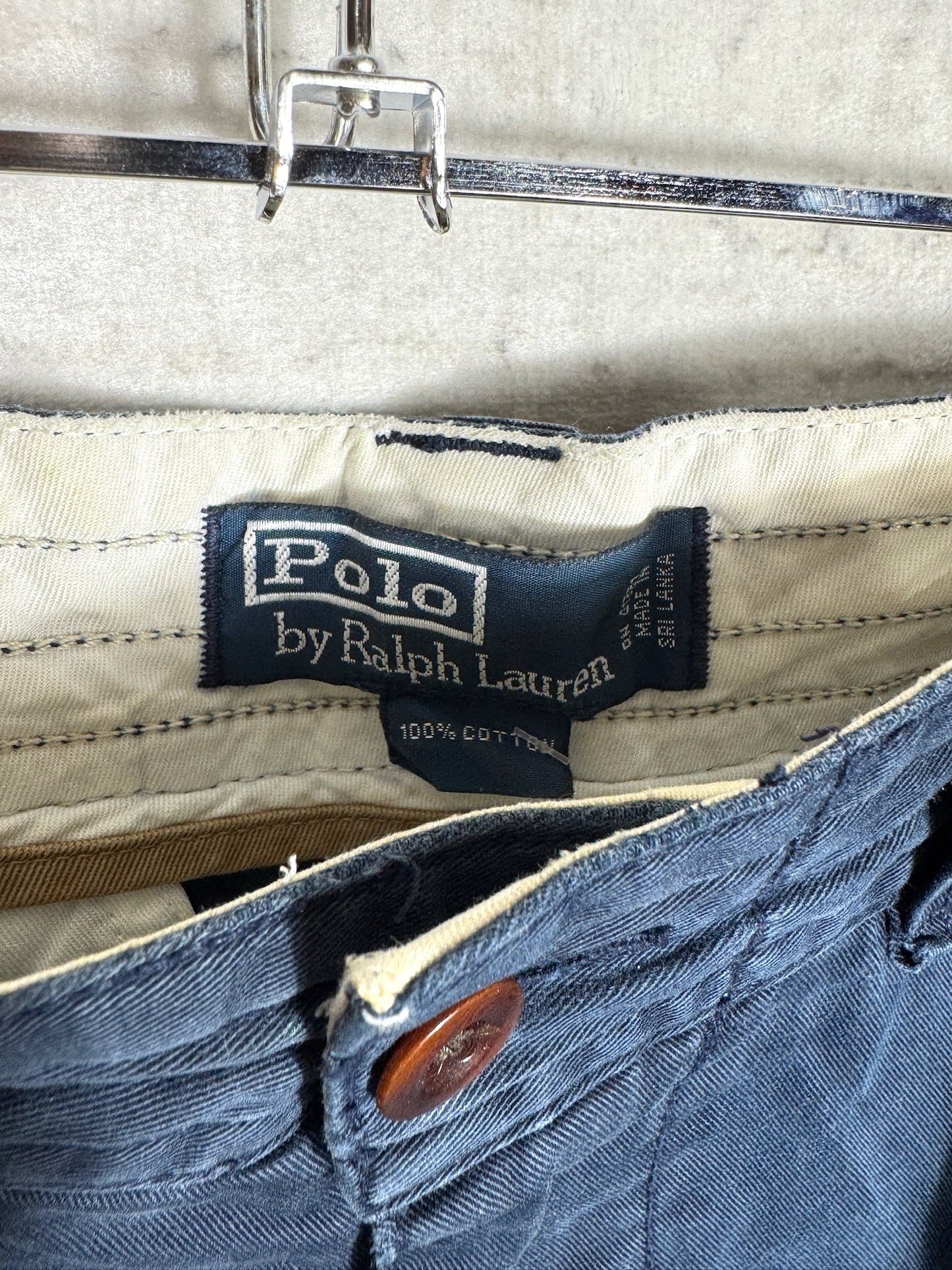 POLO RALPH LAUREN NAVY CARGO SHORTS  SZ: 32