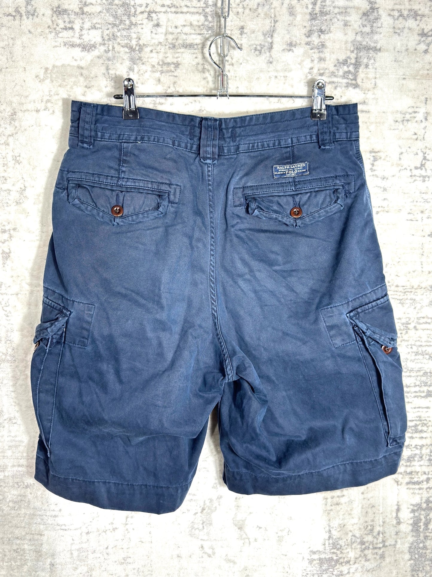 POLO RALPH LAUREN NAVY CARGO SHORTS  SZ: 32