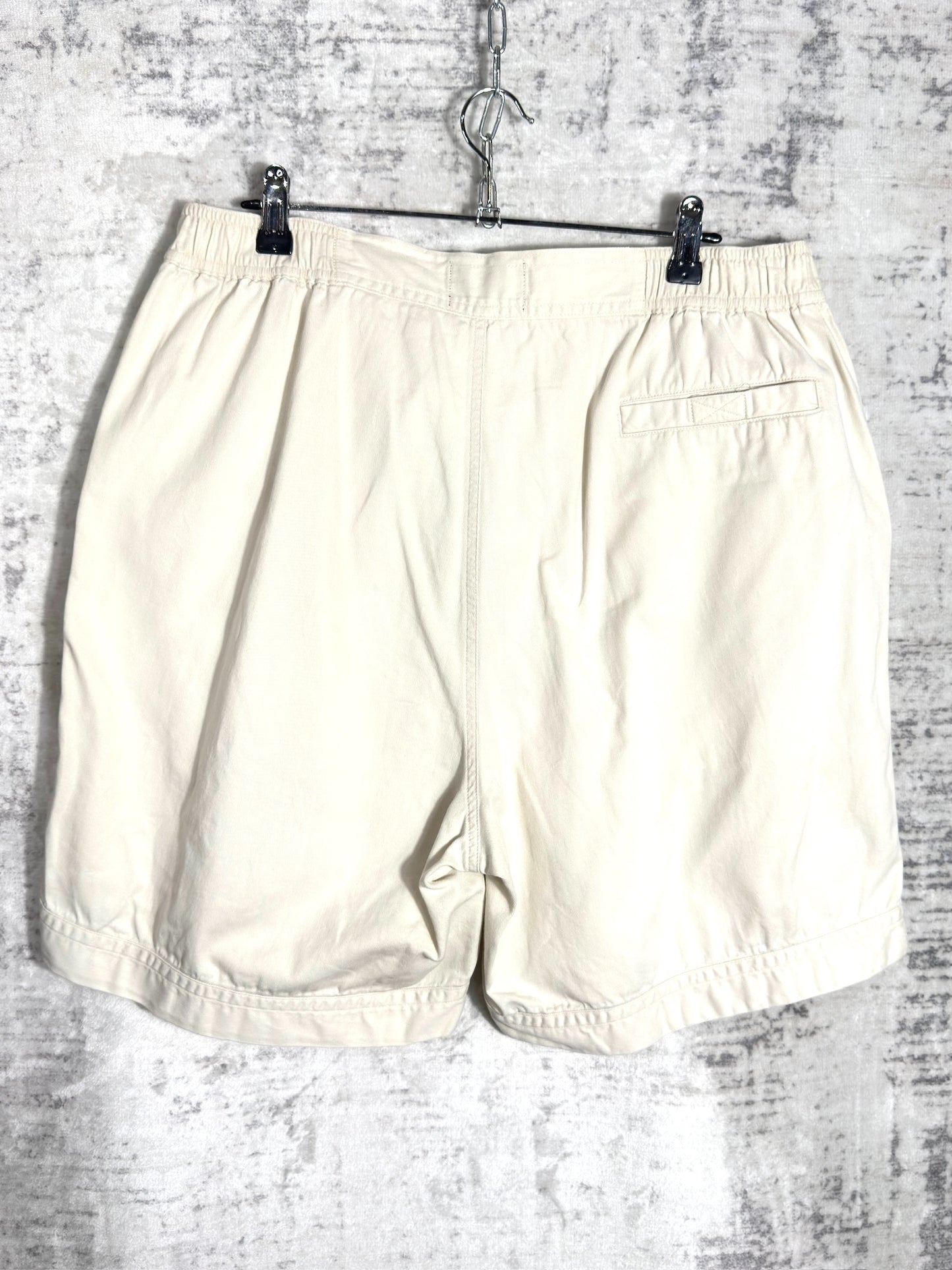 VINTAGE 90s GANT U.S.A CHINO SHORTS  SZ: XL