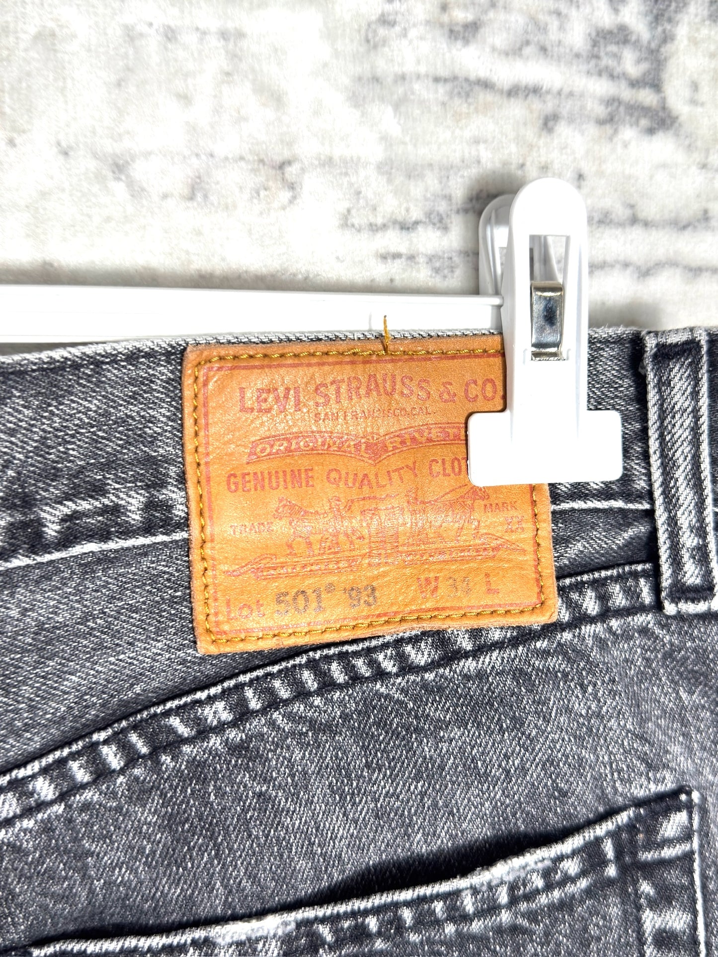 LEVI'S 501 '93 DENIM SHORTS Sz: 34