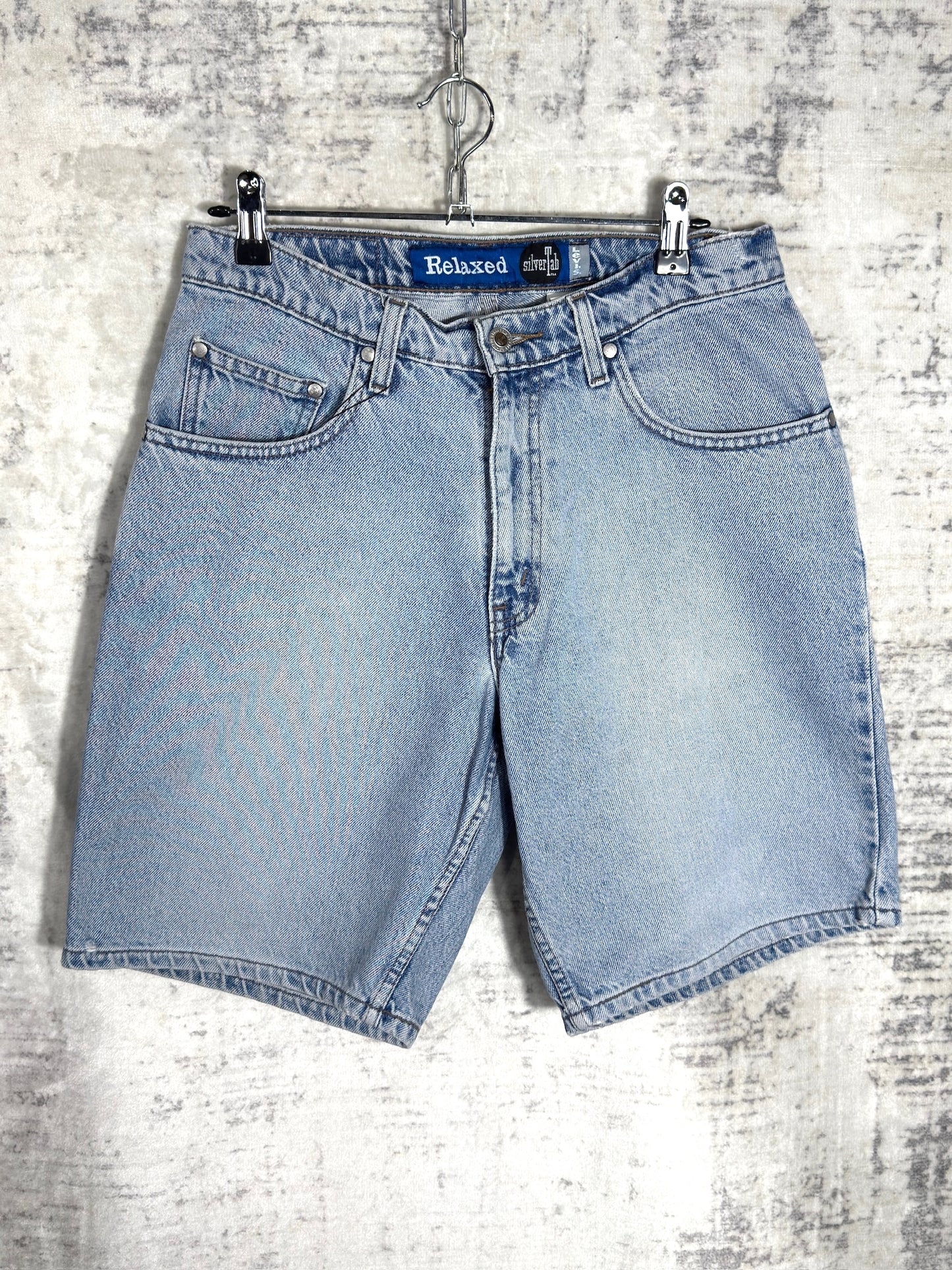 VINTAGE 1996 LEVI'S SILVERTAB DENIM SHORTS Sz: 31