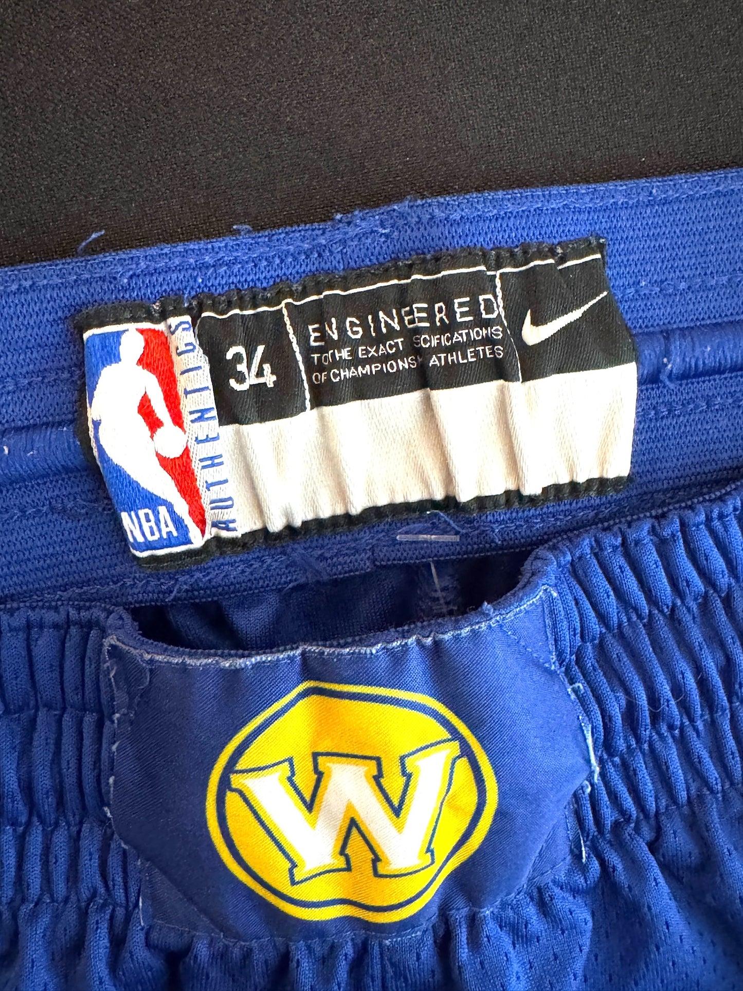 NIKE 2017-18 GOLDEN STATES WARRIORS SHORTS Sz: 34
