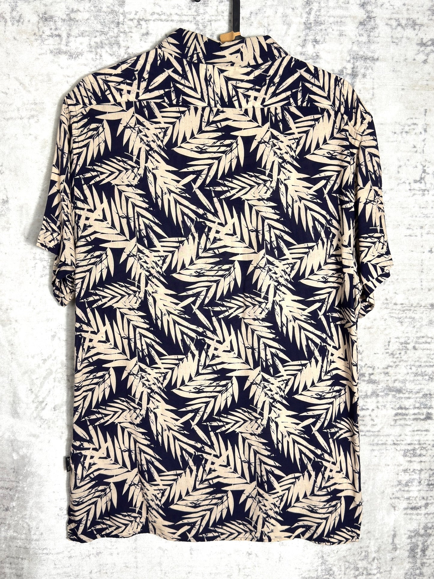 SCHOTT N.Y.C "FLORAL" SHORT SLEEVES SHIRT SZ: S