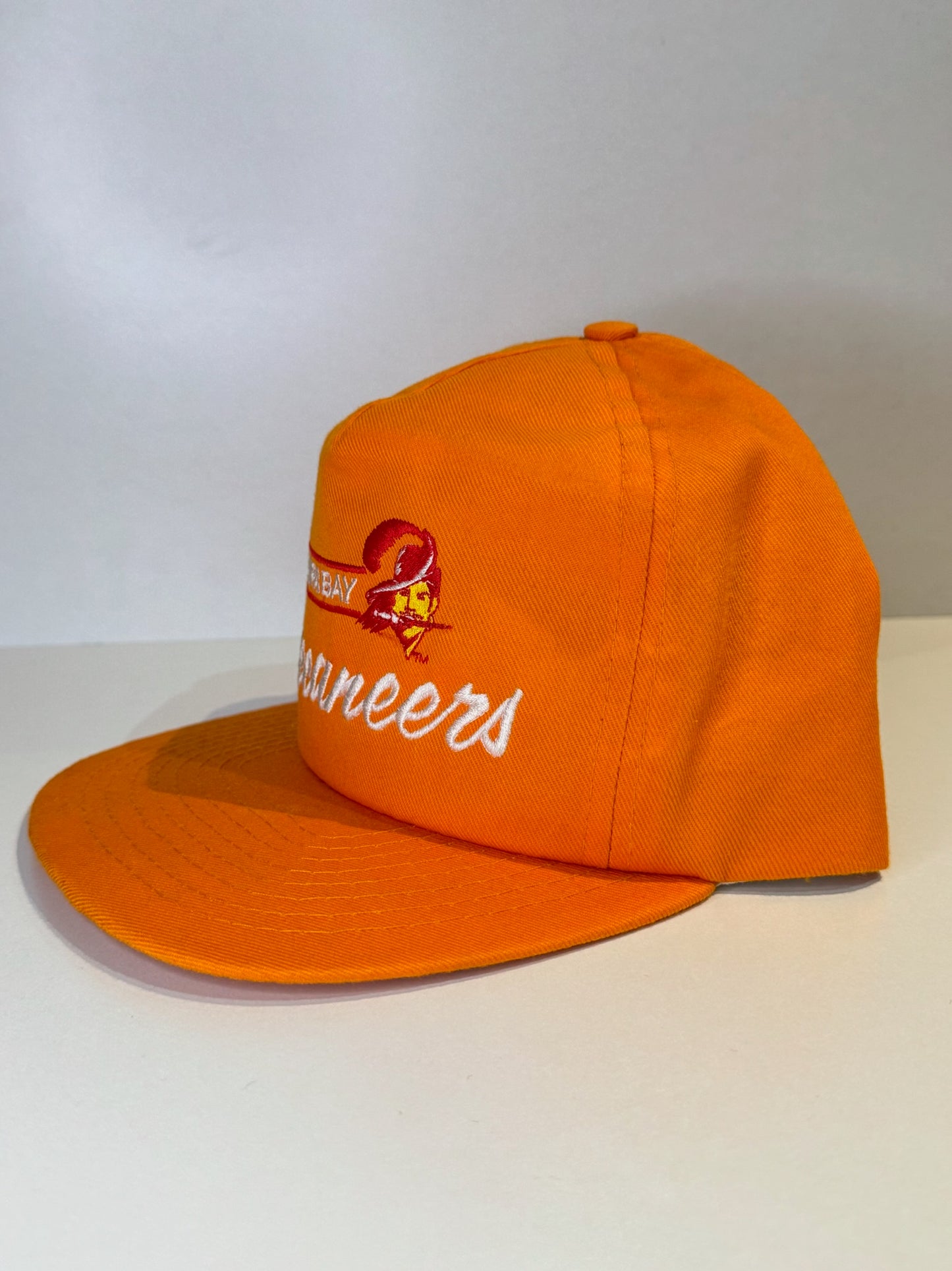 VINTAGE 80s TAMPA BAY BUCCANEERS ANNCO SNAPBACK CAP HAT