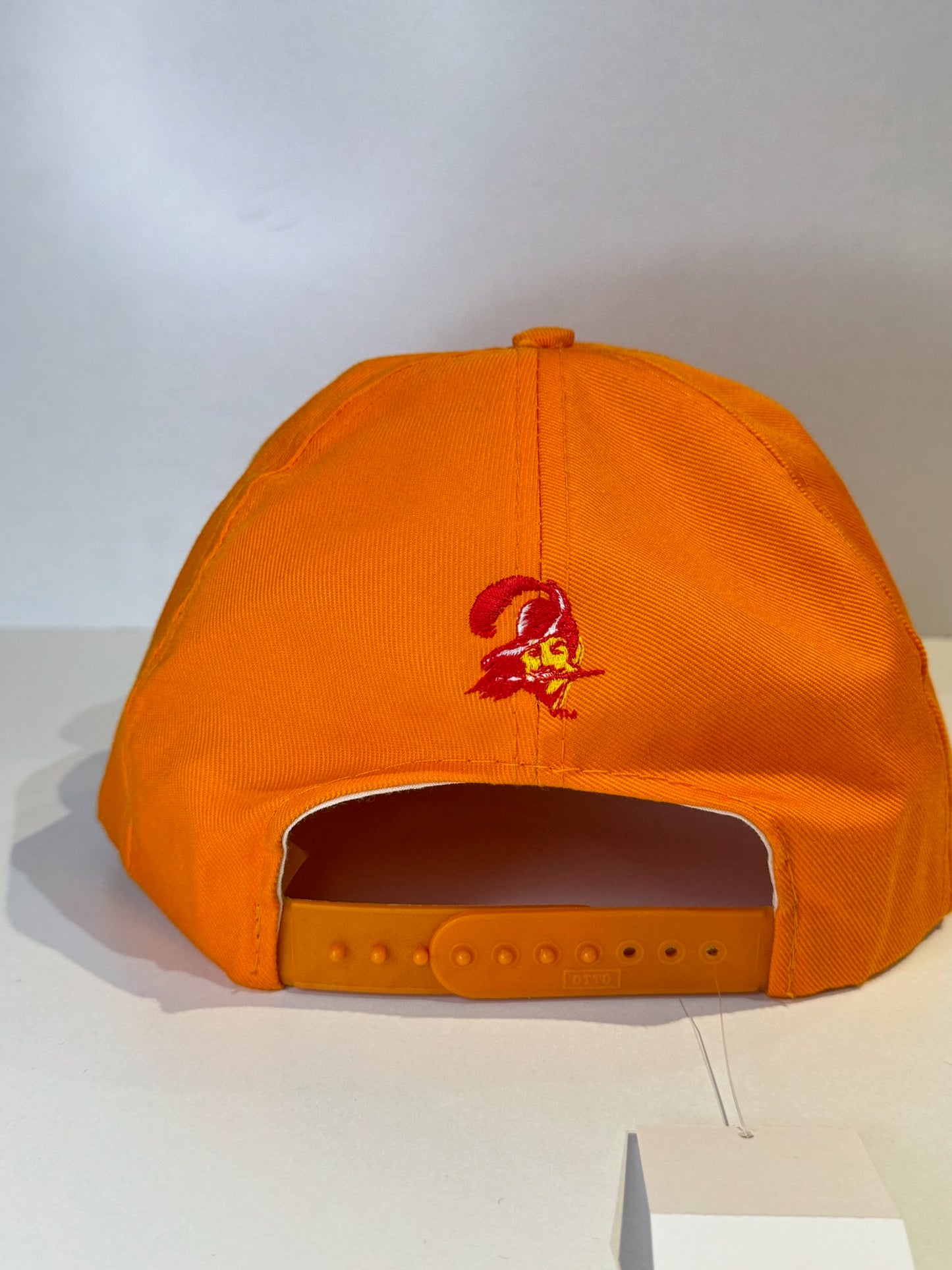 VINTAGE 80s TAMPA BAY BUCCANEERS ANNCO SNAPBACK CAP HAT