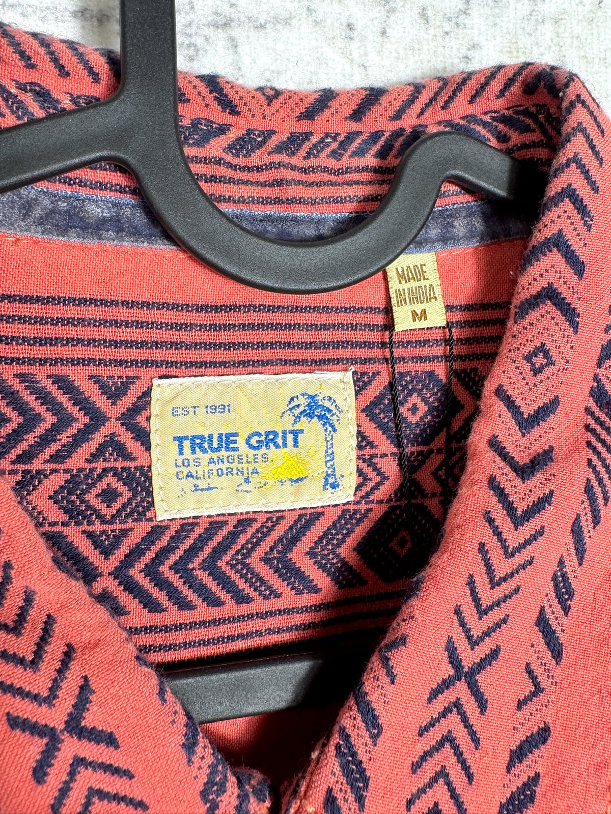 Y2K TRUE GRIT "AZTEK" SHORT SLEEVES SHIRT SZ: M