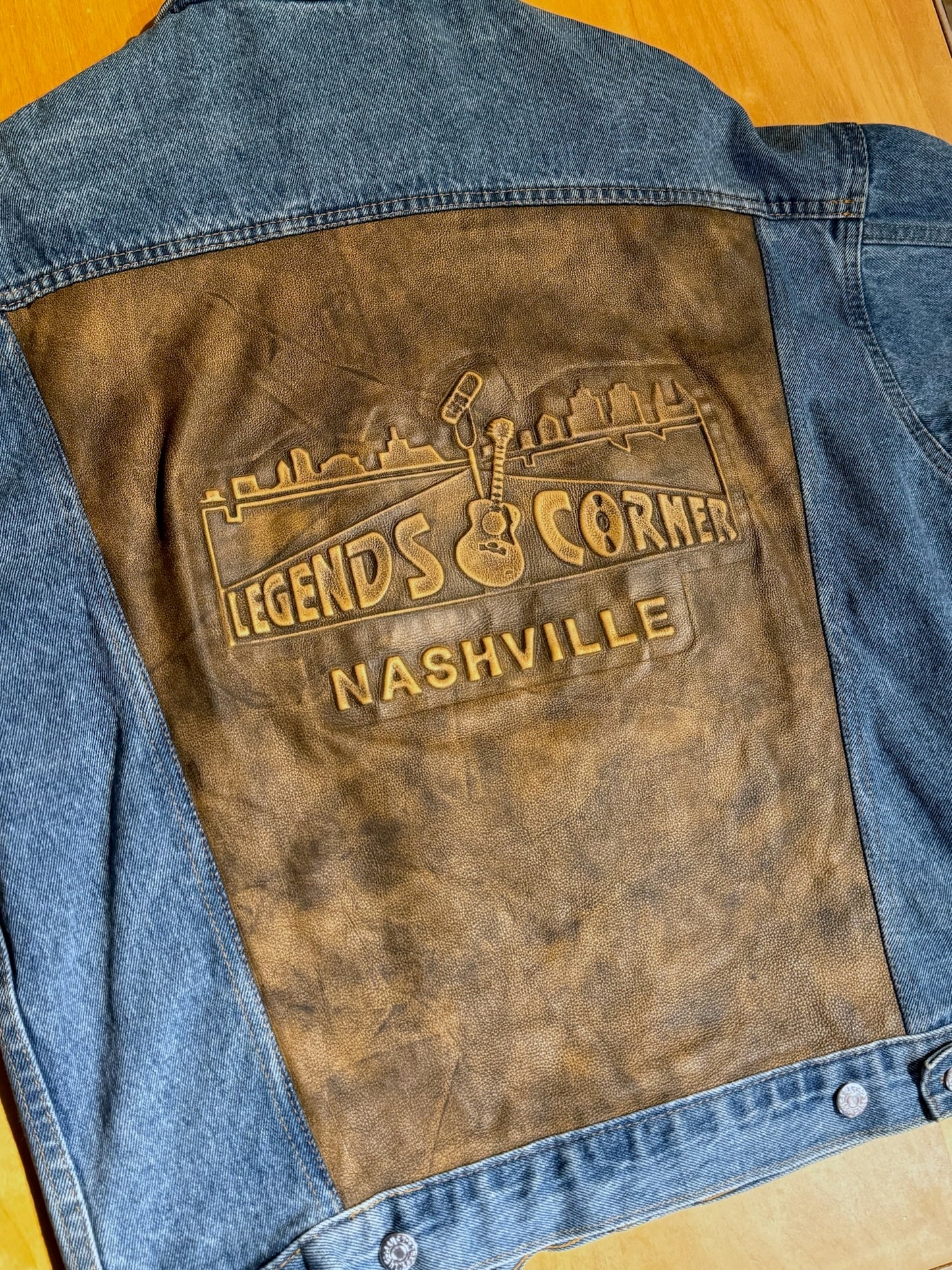 VINTAGE LEGENDS CORNER "NASHVILLE" DENIM JACKET SZ: M