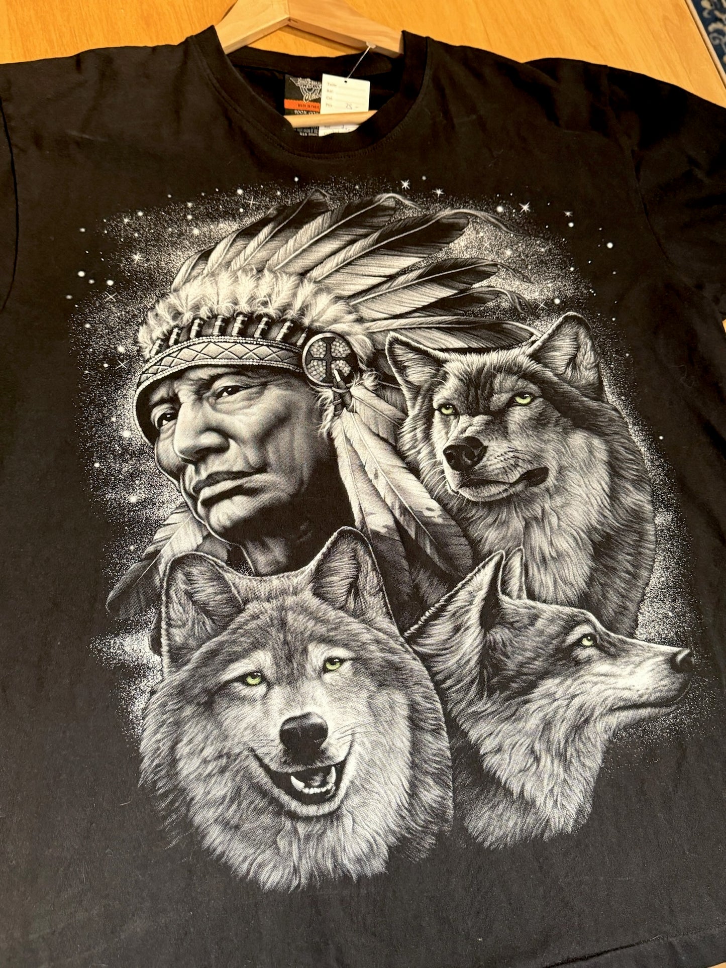 NATIVE AMERICAN CHIEF & WOLVES T-SHIRT  SZ: XL