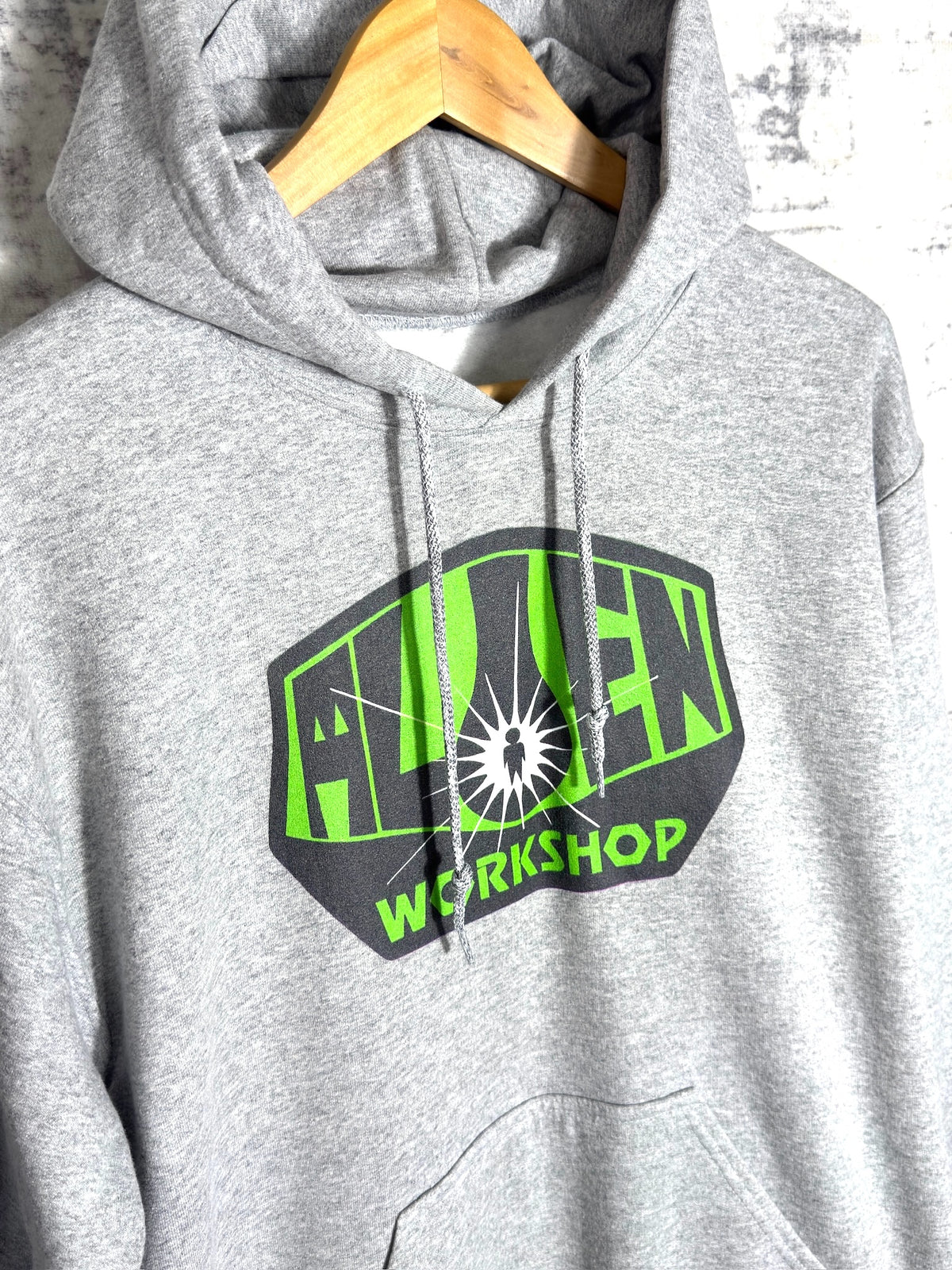 Y2K ALIEN WORKSHOP "SKATEBOARD" HOODIE Sz: M