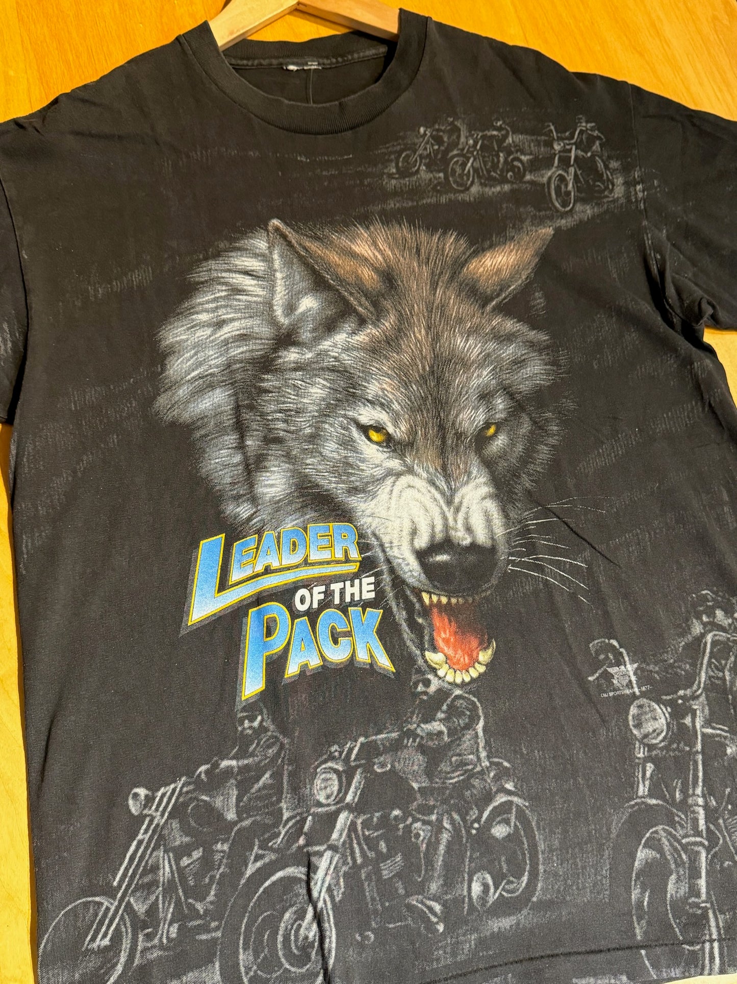 VINTAGE 90s LEADER OF THE PACK "WOLF & BIKERS" AOP T-SHIRT  SZ: L