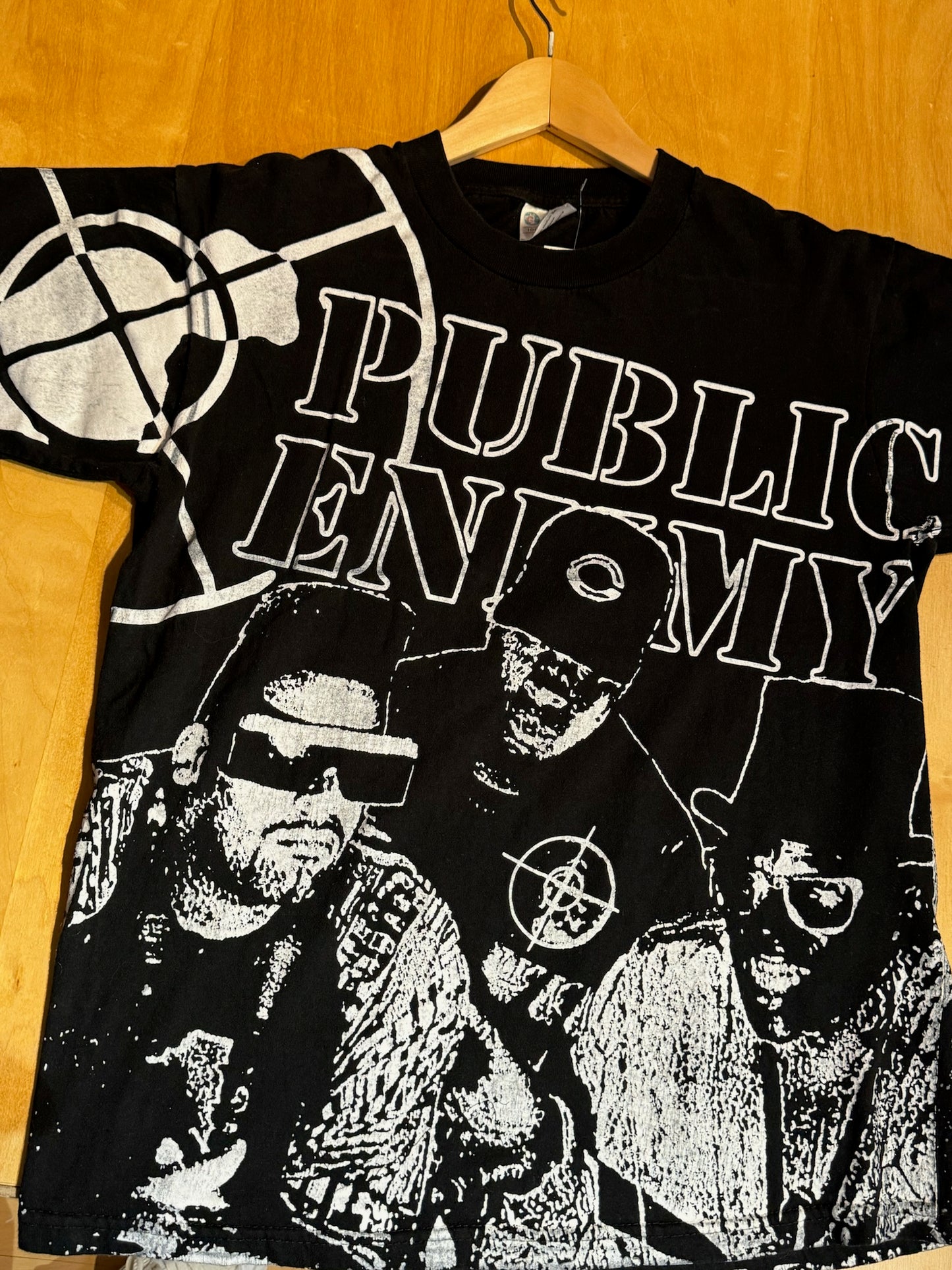 VINTAGE REPRINT 90s PUBLIC ENNEMY ALL OVER PRINT HIP-HOP RAP T-SHIRT SZ: L