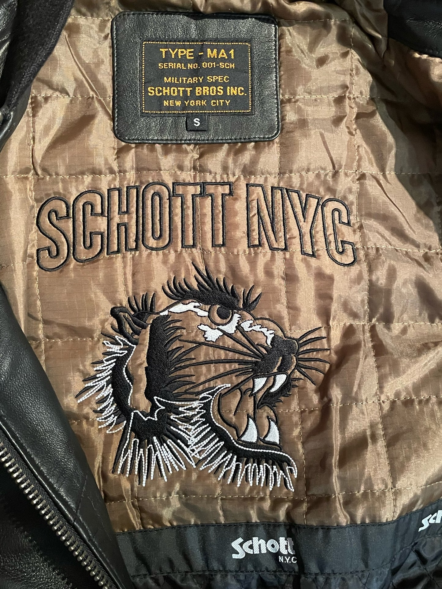 SCHOTT N.Y.C LEATHER BOMBER JACKET  SZ: S