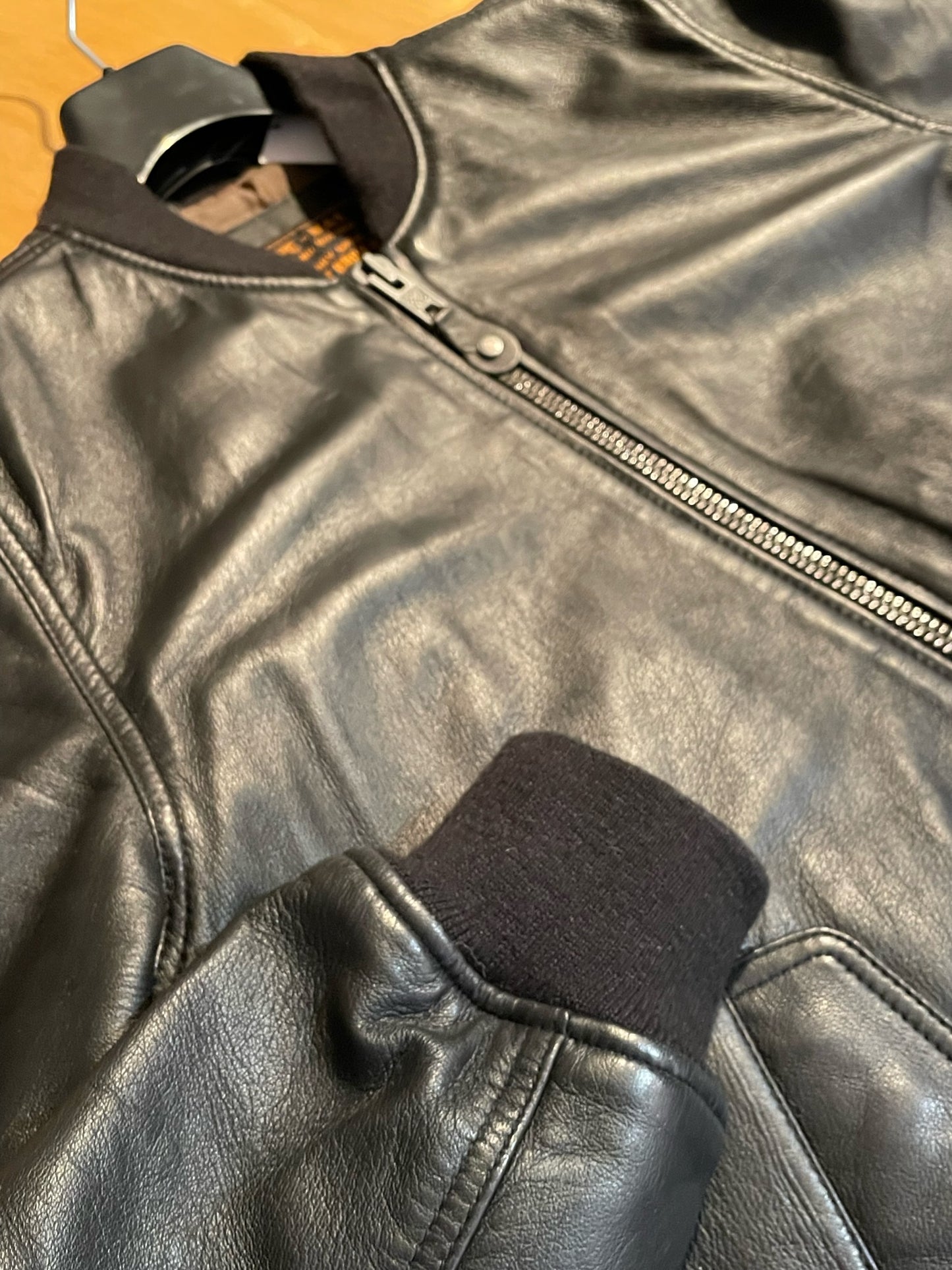 SCHOTT N.Y.C LEATHER BOMBER JACKET  SZ: S