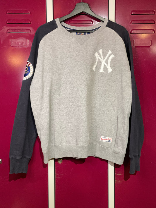 MAJESTIC NEW YORK YANKEES CREWNECK SWEATSHIRT  SZ: L