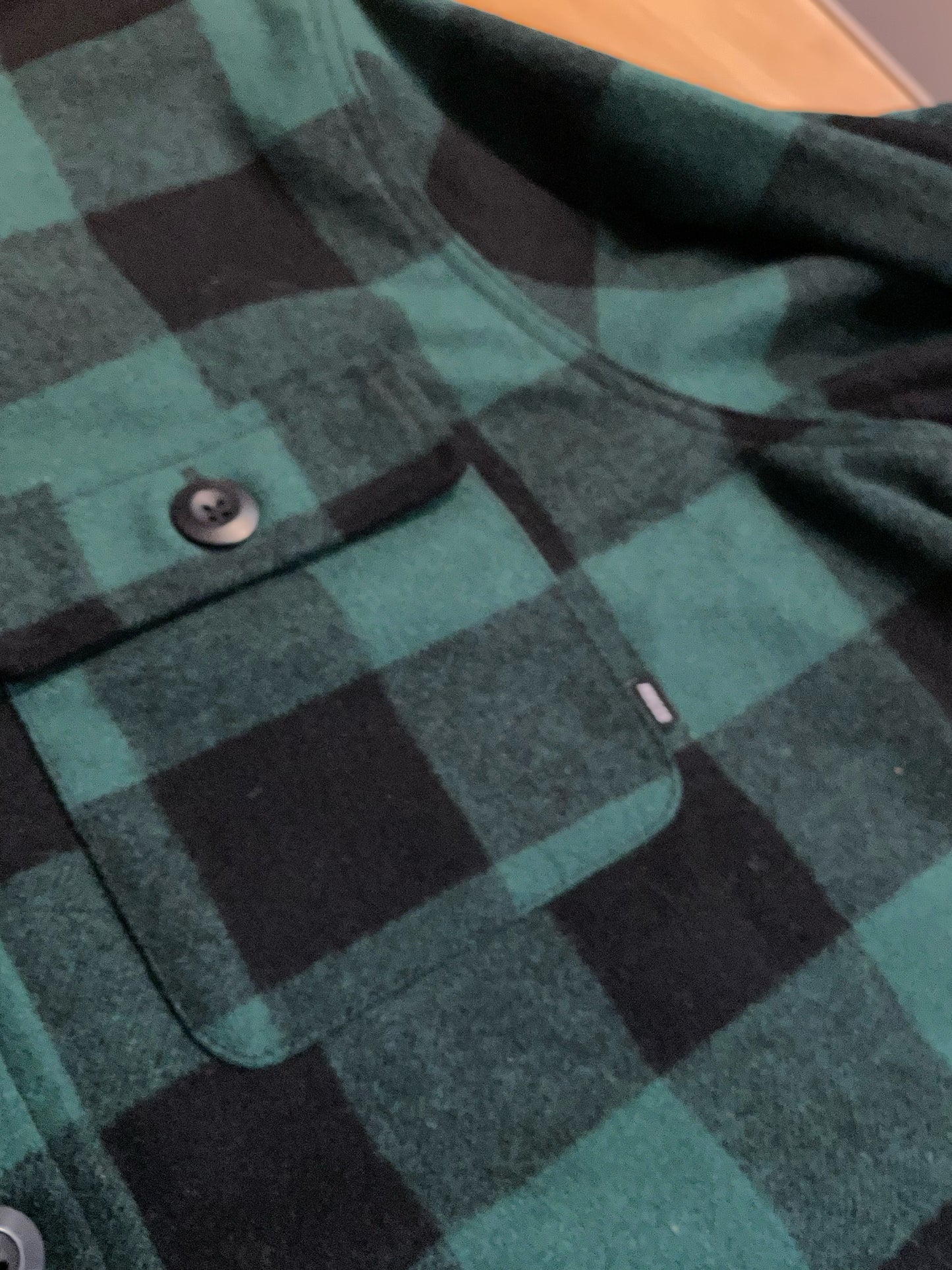 NIKE SB BUTTON PLAID FLANNEL JACKET SZ: L