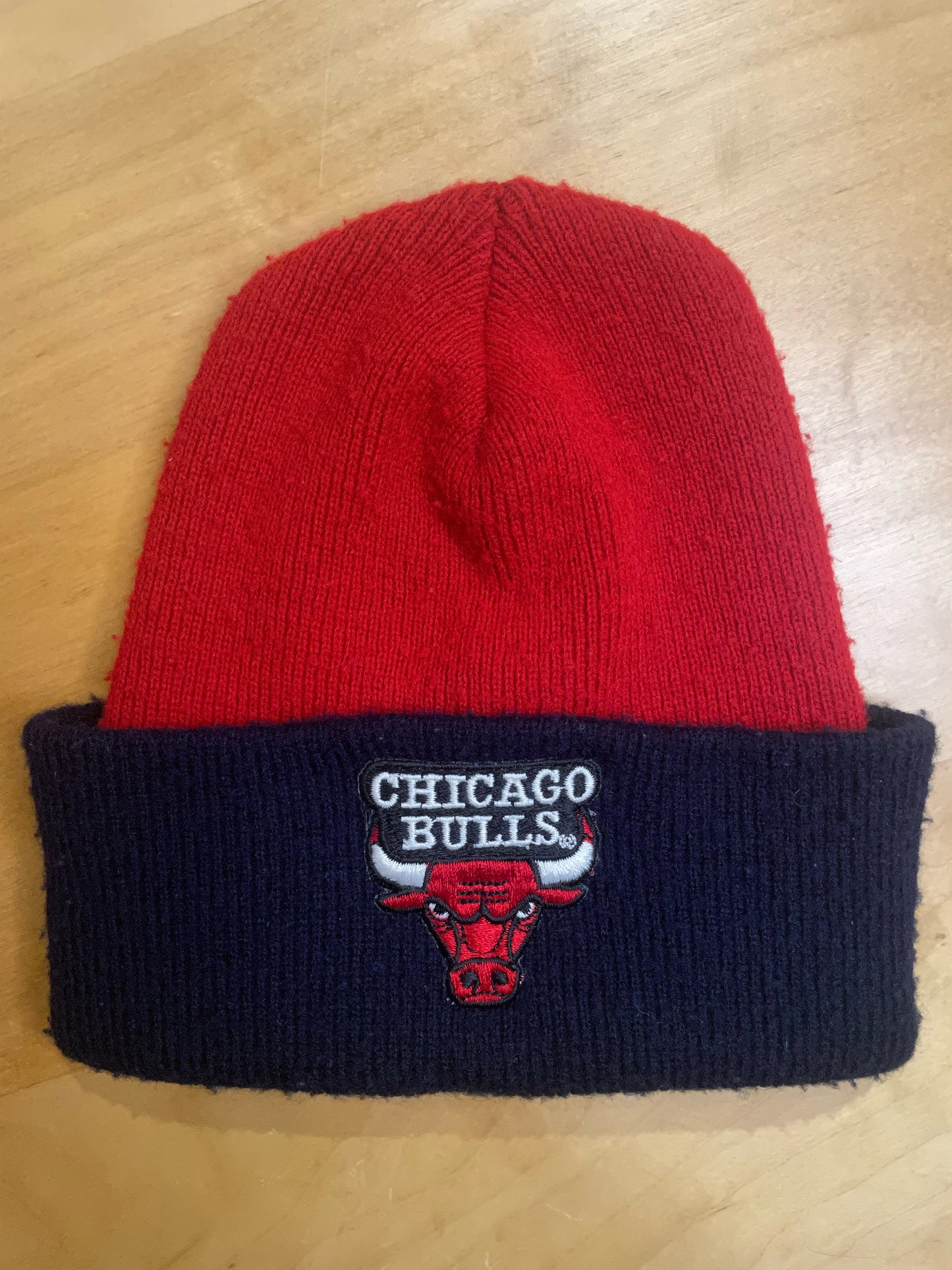 VINTAGE CHICAGO BULLS NBA BEANIE HAT SZ: One size