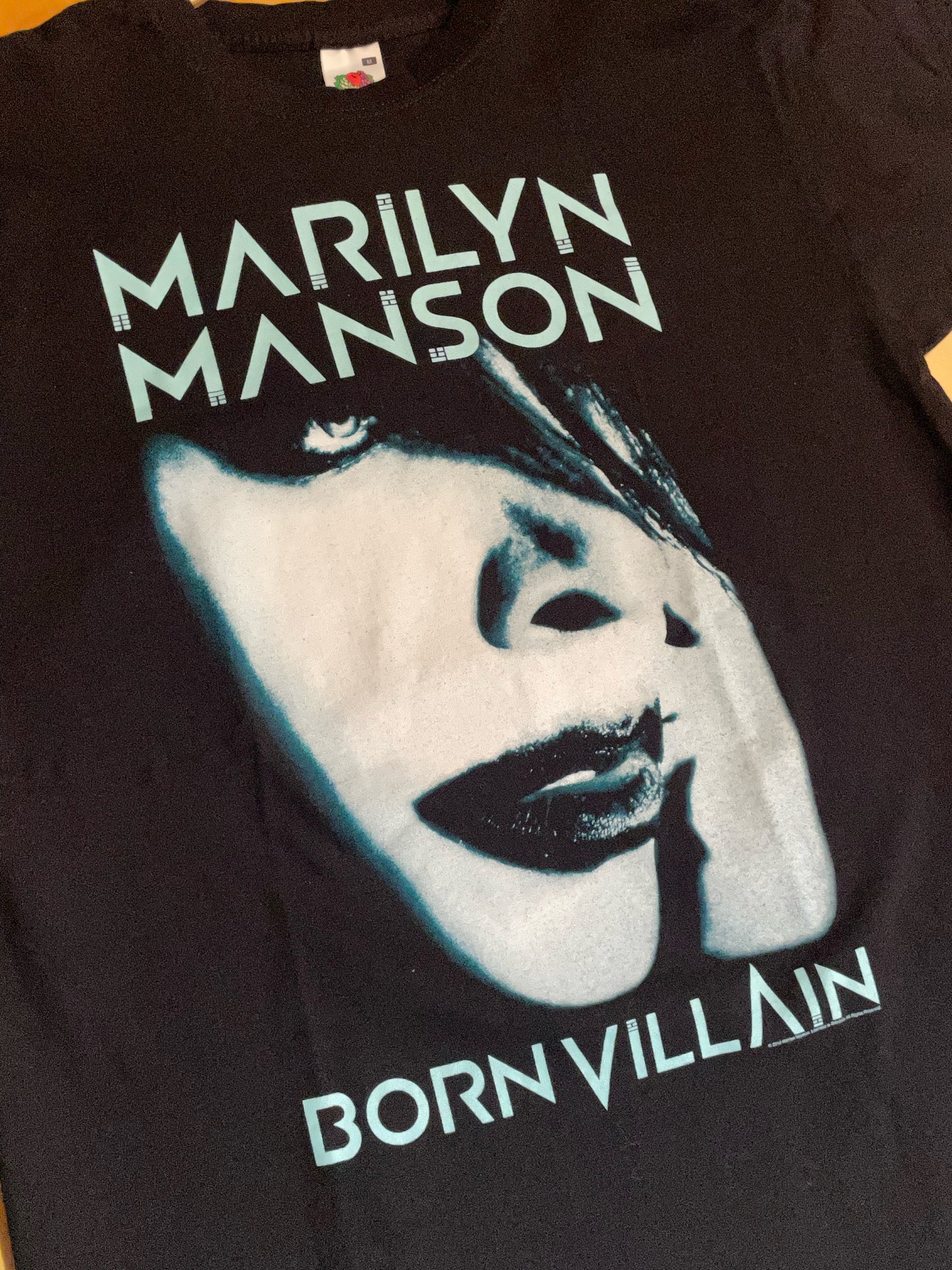 MARILYN MANSON "BORN VILLAIN" TOUR 2012 MUSICBAND T-SHIRT  SZ: M