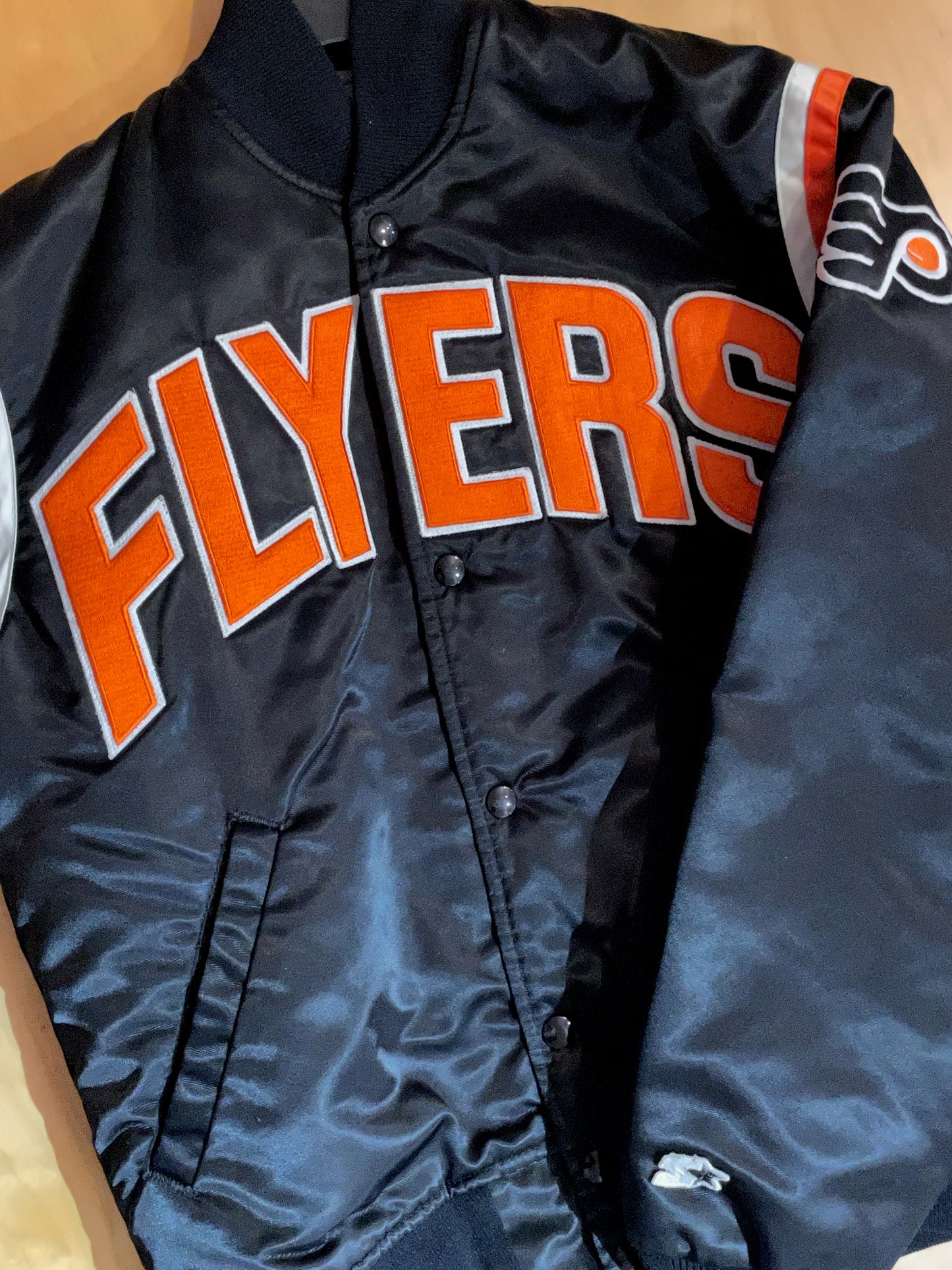 VINTAGE STARTER PHILADELPHIA FLYERS NHL SATIN JACKET  SZ: S