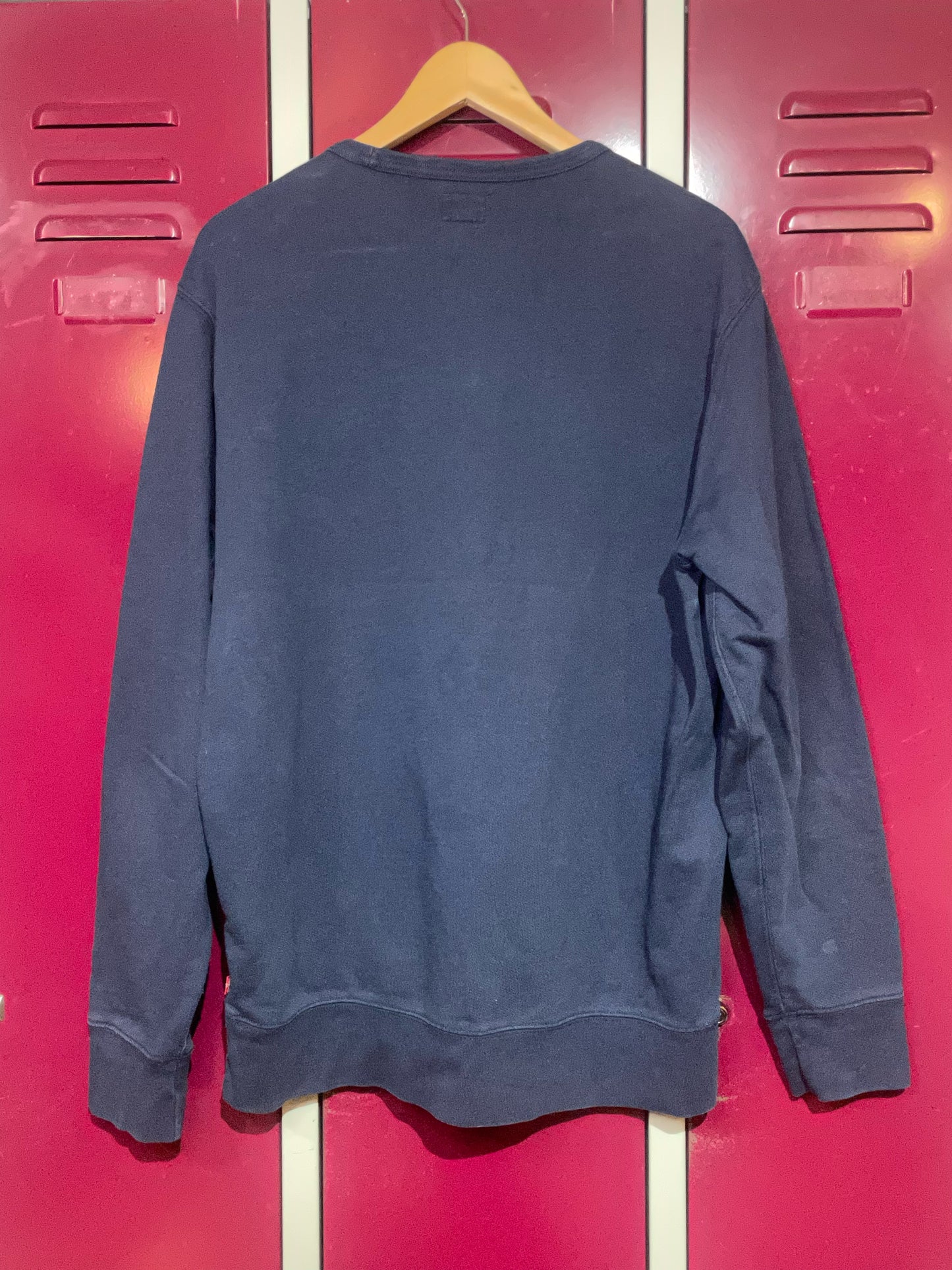 LEVI'S CLASSIC CREWNECK SWEATSHIRT  SZ: M