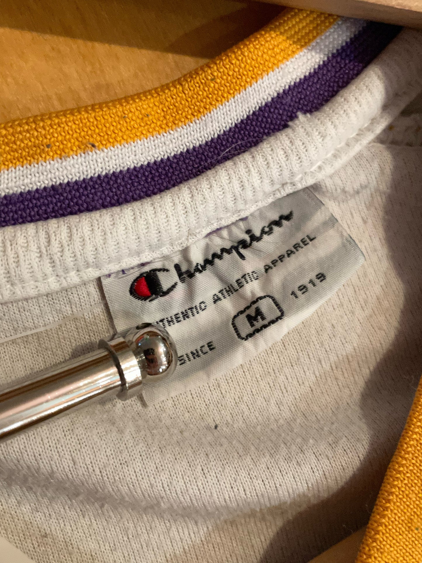 VINTAGE 00s CHAMPION L.A. LAKERS WESTERN CONFERENCE WARMUP SHIRT  SZ: M