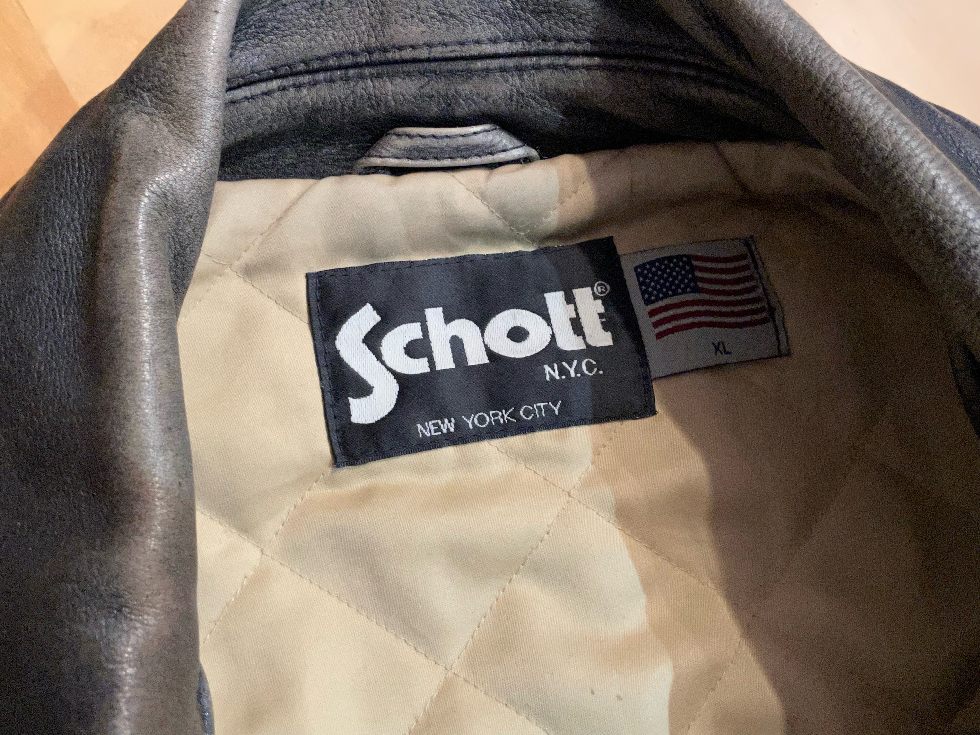 SCHOTT N.Y.C LEATHER BICOLOR VARSITY JACKET SZ: XL