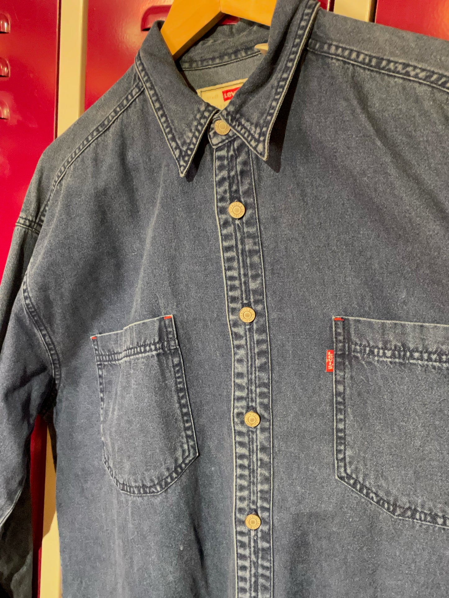 LEVI'S VINTAGE WORKER DENIM SHIRT  SZ: L