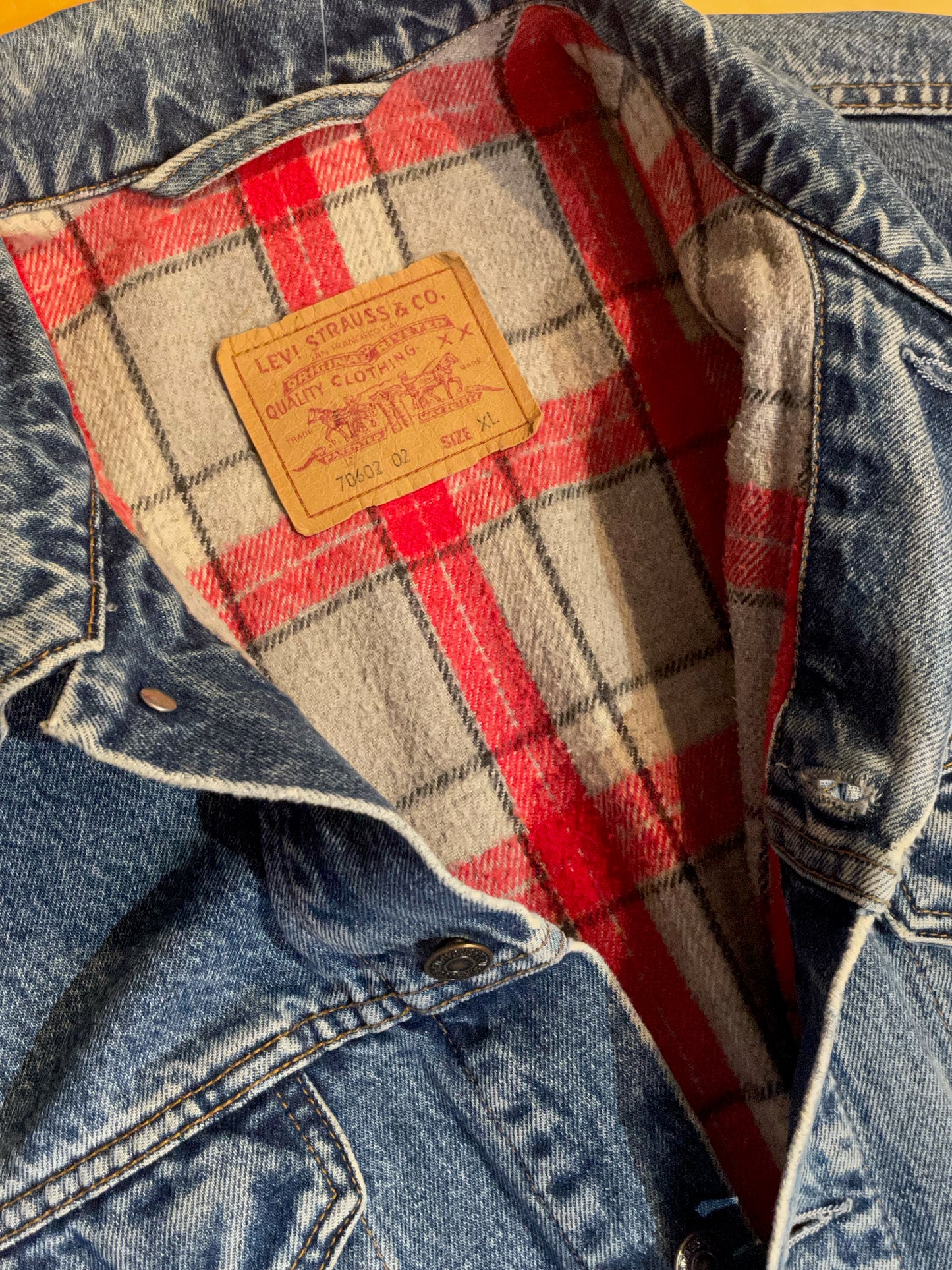 LEVI'S VINTAGE PLAID DENIM JACKET SZ: XL