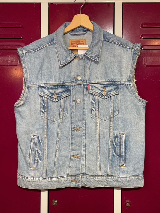 LEVI'S TRUCKER DENIM JACKET  SZ: L