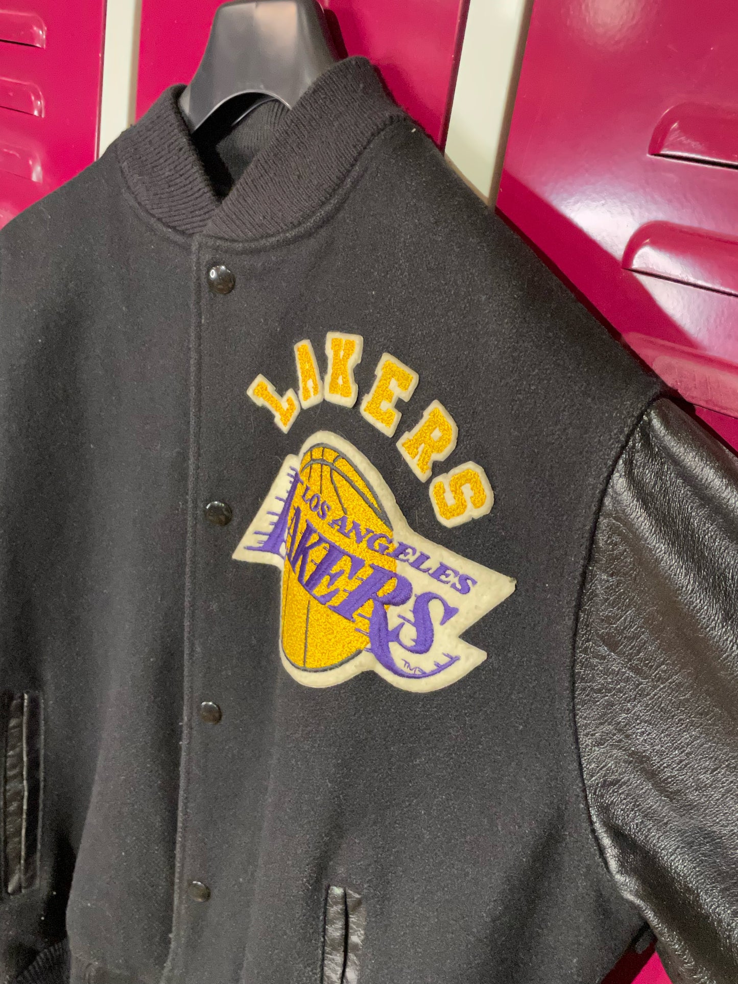 CHALK LINE LOS ANGELES LAKERS VINTAGE VARSITY JACKET  SZ: L