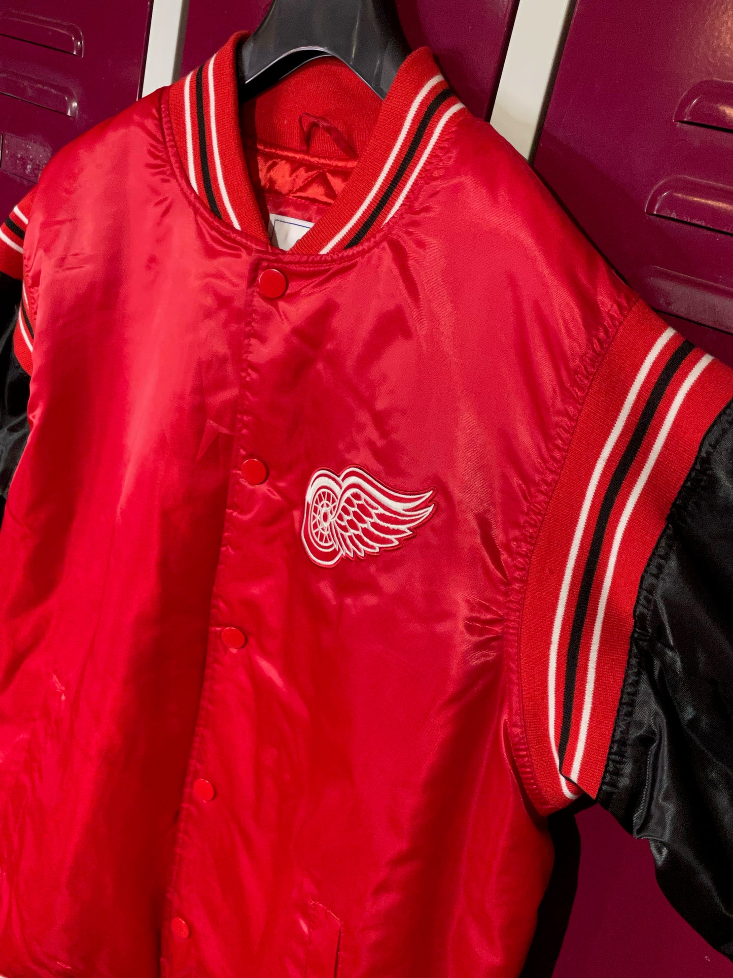 STARTER DETROIT RED WINGS NHL RETRO SATIN JACKET  SZ: L