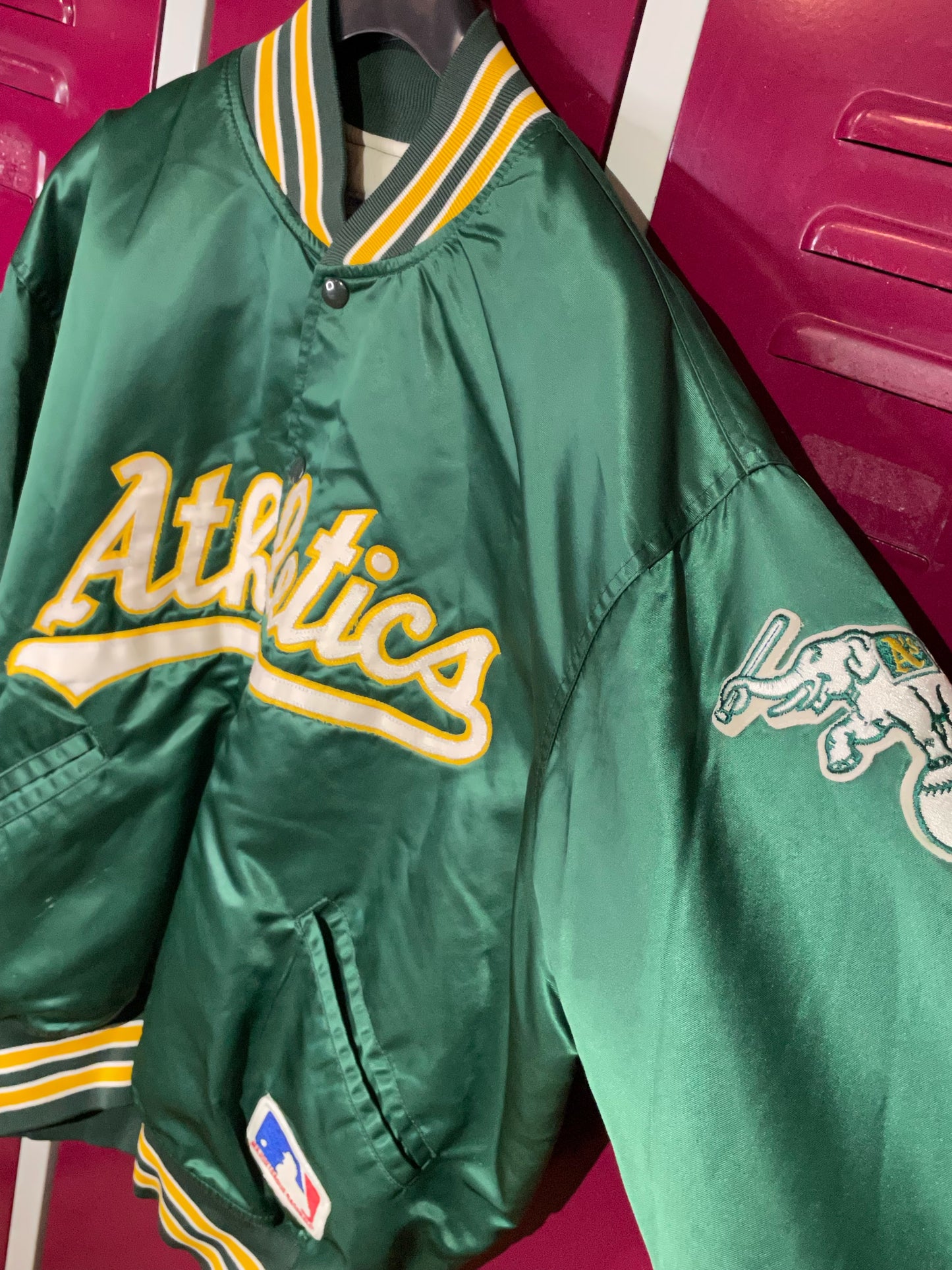 VINTAGE FELCO OAKLAND ATHLETICS MLB SATIN JACKET  SZ: XL