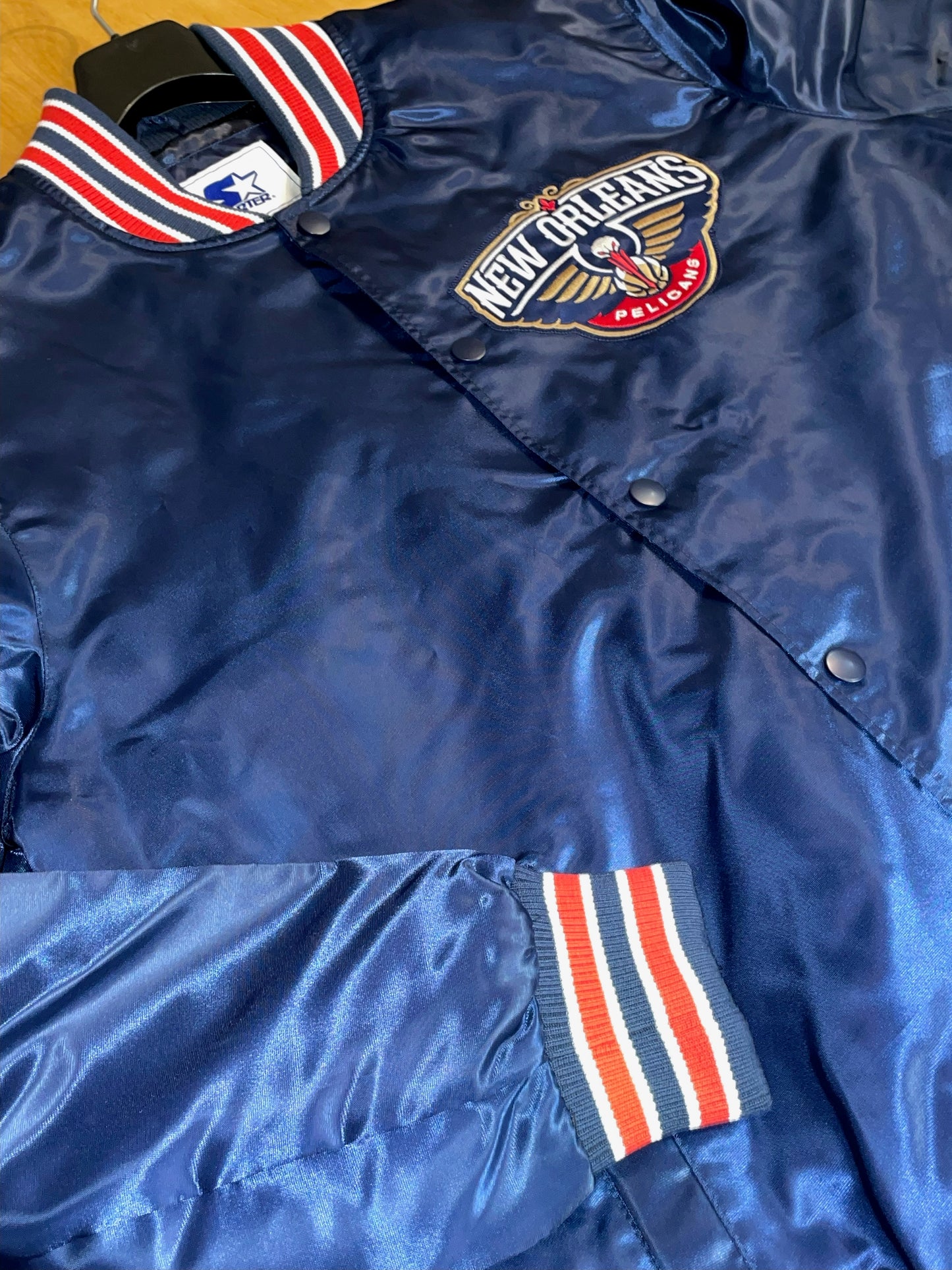 STARTER RETRO NEW ORLEANS PELICANS NBA SATIN JACKET  SZ: XL